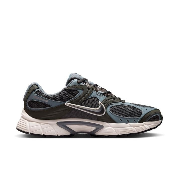 MIO7835 NIKE V5 RNR NBK (Men's)