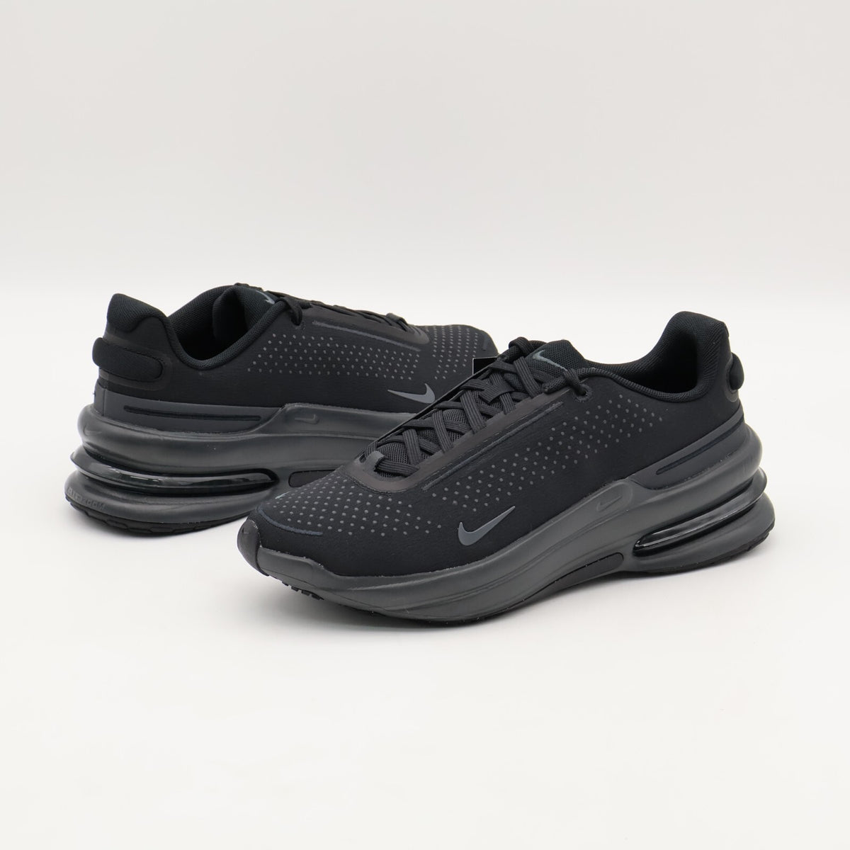 IB2746-002 Nike Air Zoom Upturn SC Black Black Anthracite (Men's)