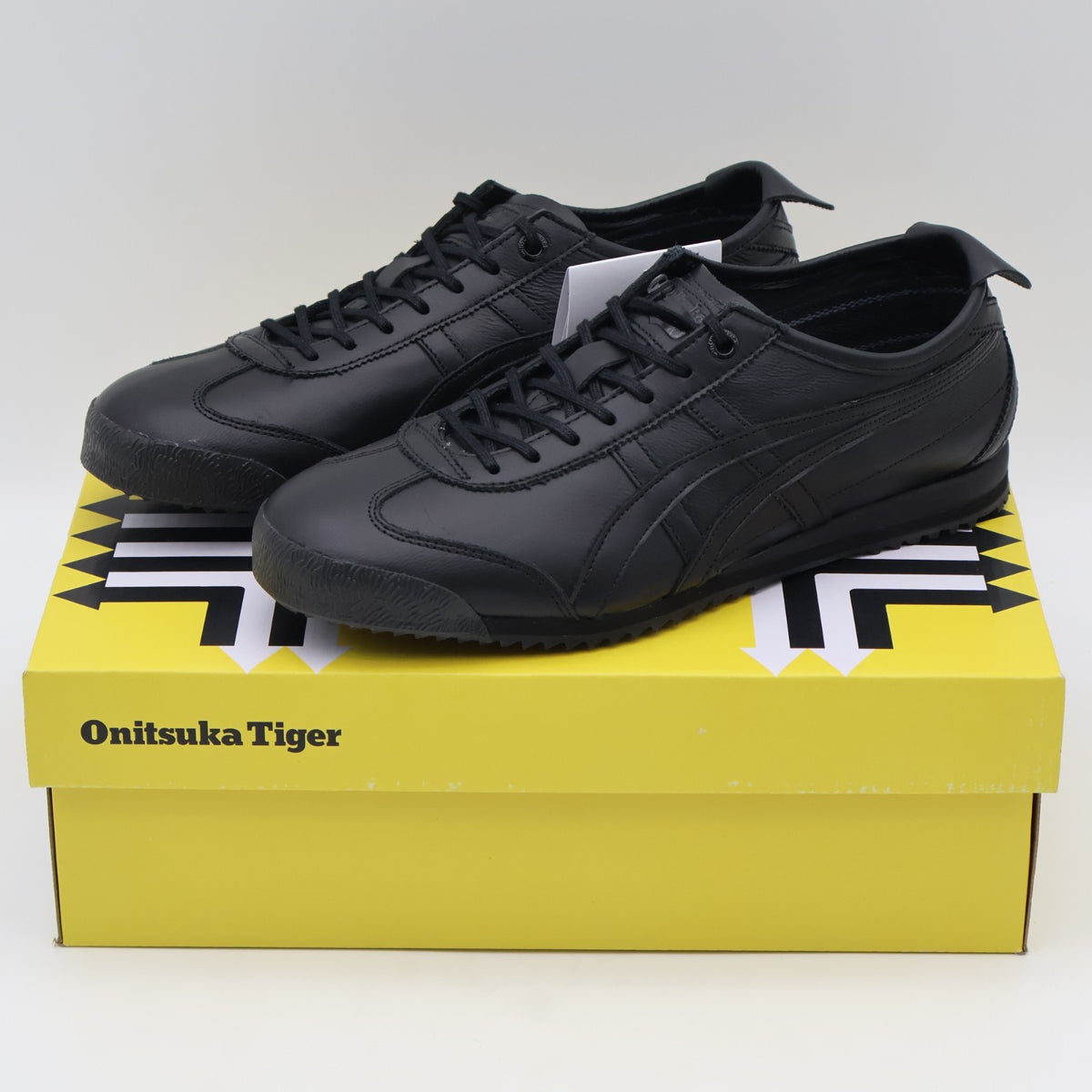 1183A872-004 Onitsuka Tiger Mexico 66 SD Black (Men's)