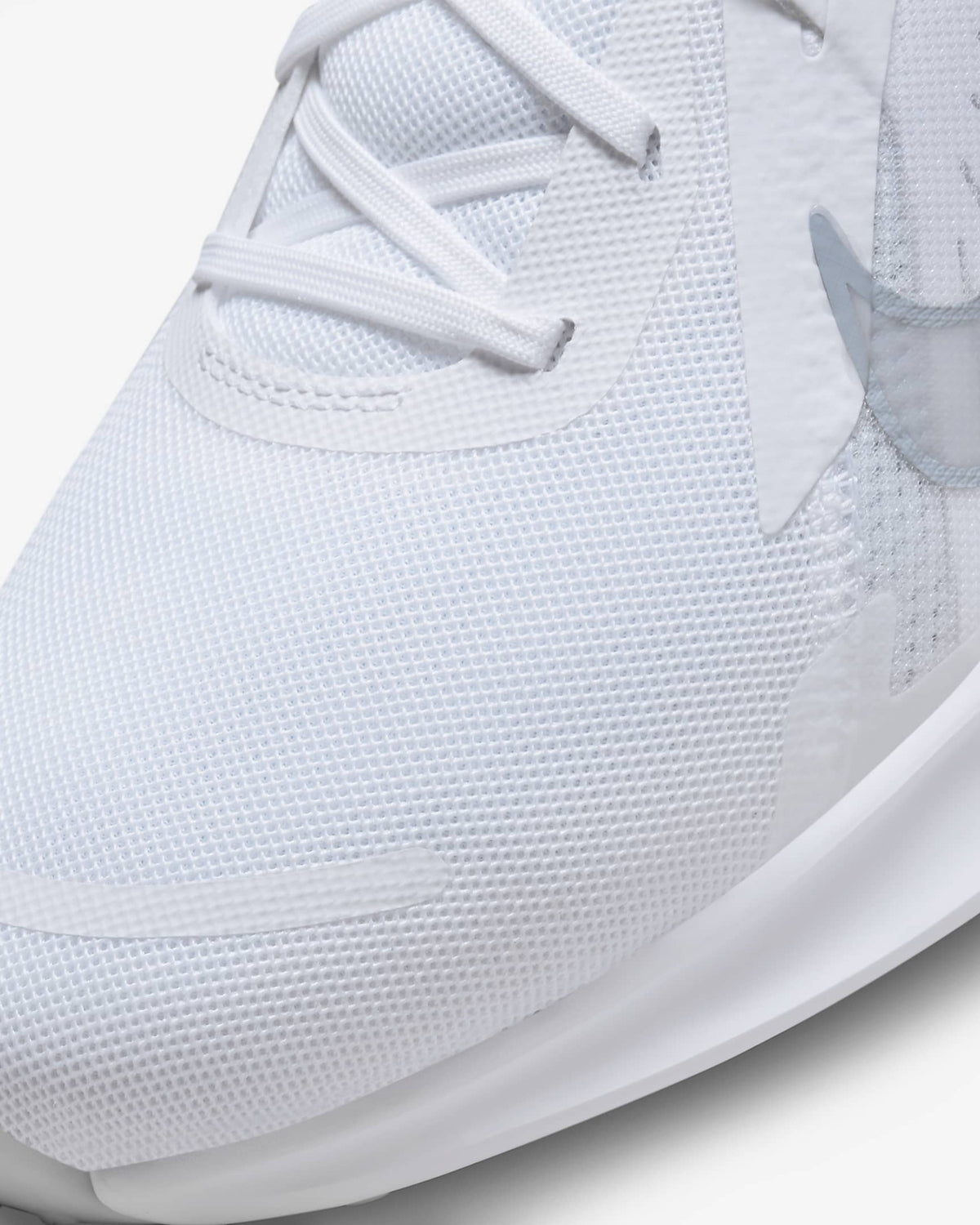 DD0204-100 Nike Quest 5 White White Pure Platinum (Men's)