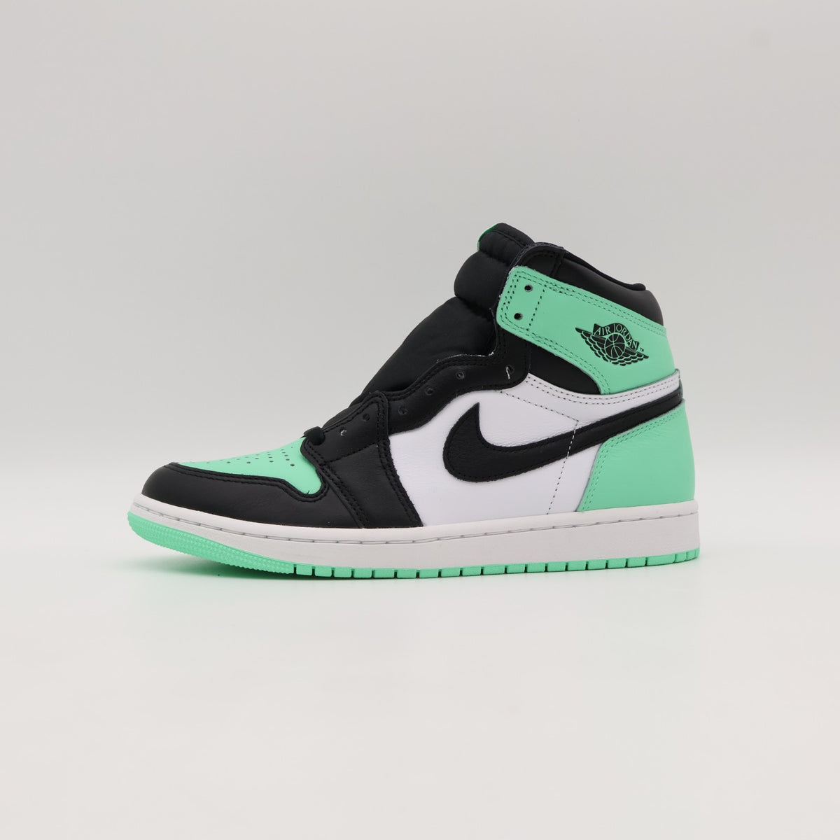 DZ5485-130 Nike Air Jordan 1 High OG Green Glow (Men's)