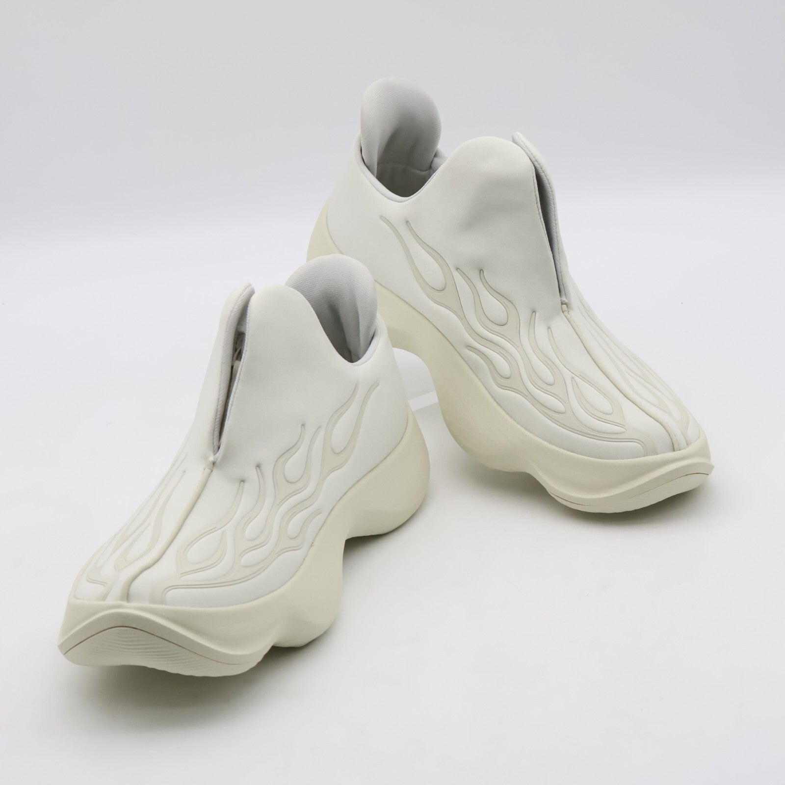 1203A809-100 Asics One White ONE OK ROCK Taka (Men's)
