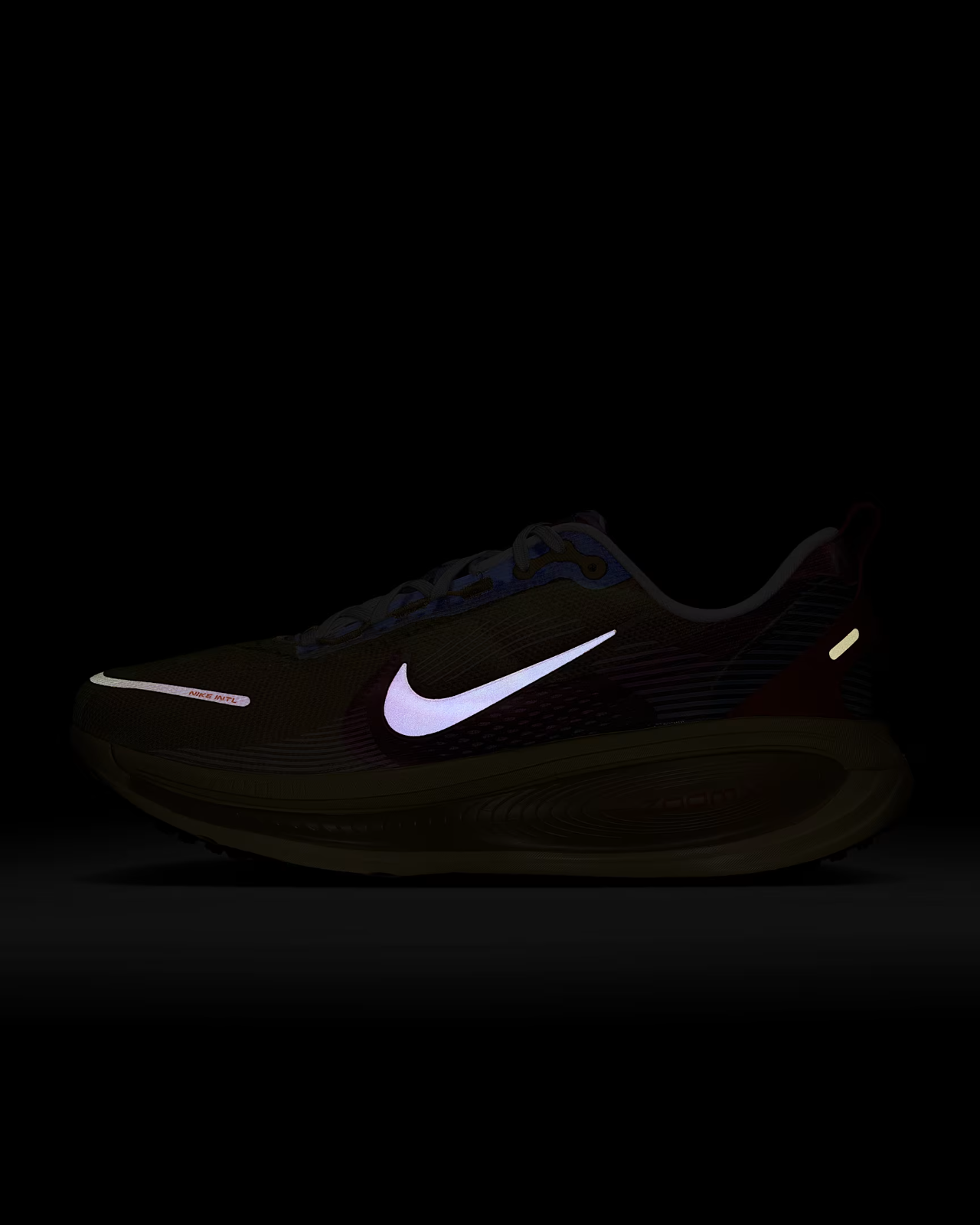 IH3576-999 Nike Vomero 18 SE Multi Color Vivid Sulfur Dark Sulfur Clear (Men's)