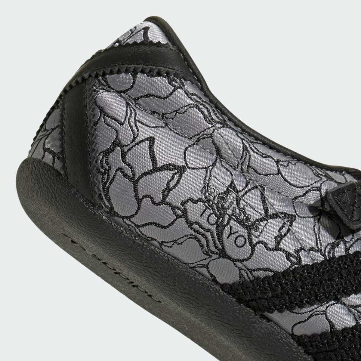 KK2442 adidas Tokyo MJ (Women's)