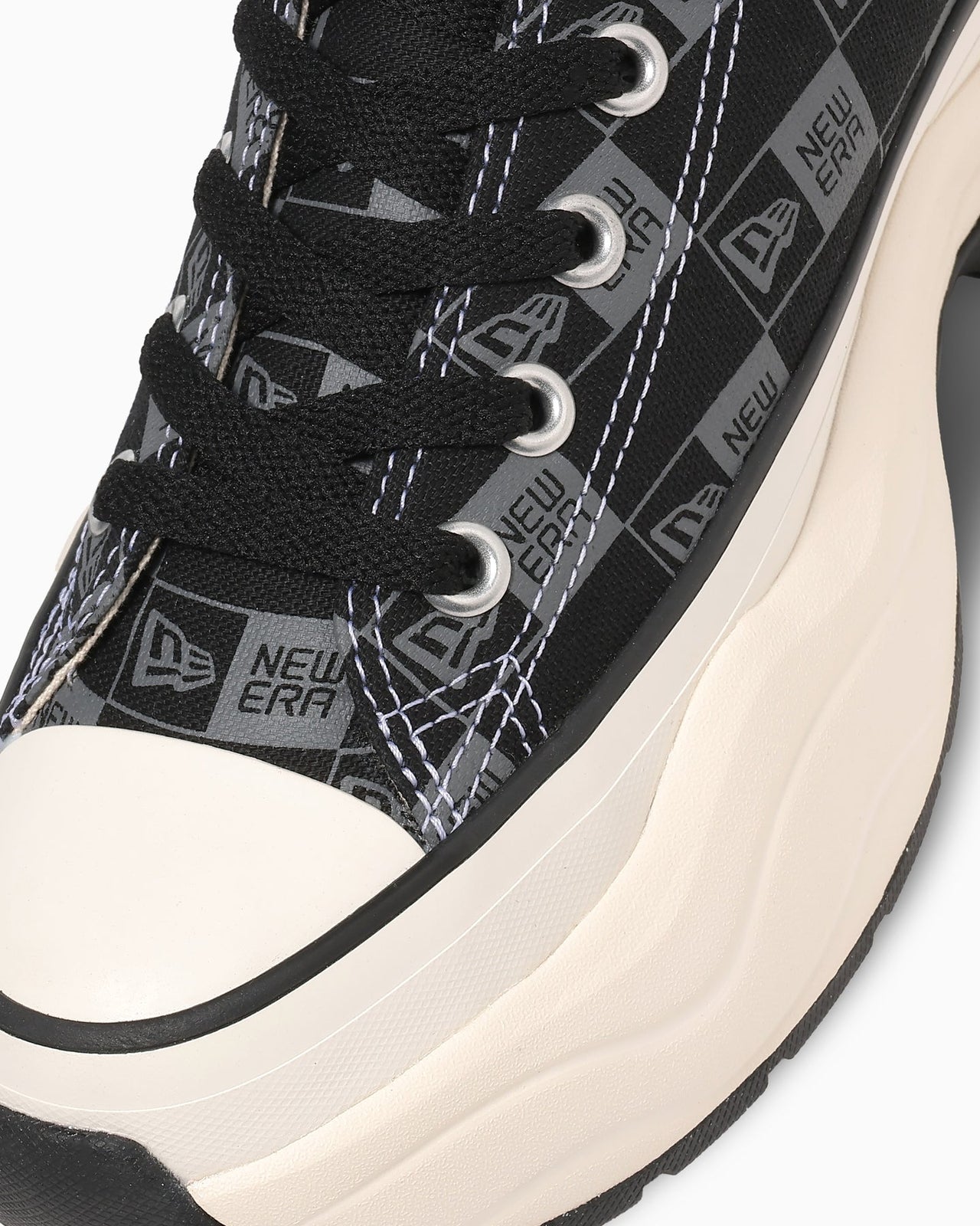 31312420 New Era Converse All Star Surgetrainer Hi Black (Men's)