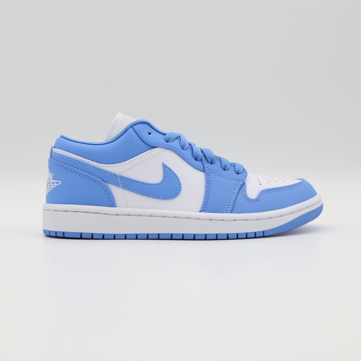 AO9944-441 Nike Air Jordan 1 Low UNC (Women's)