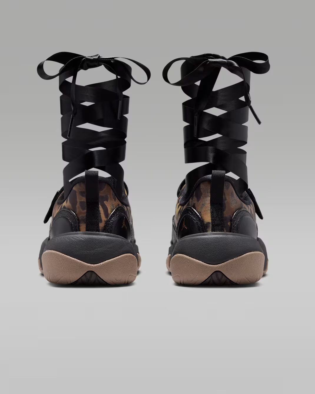 IX7244-001 Jordan Pointe SE Shoes (Women's)