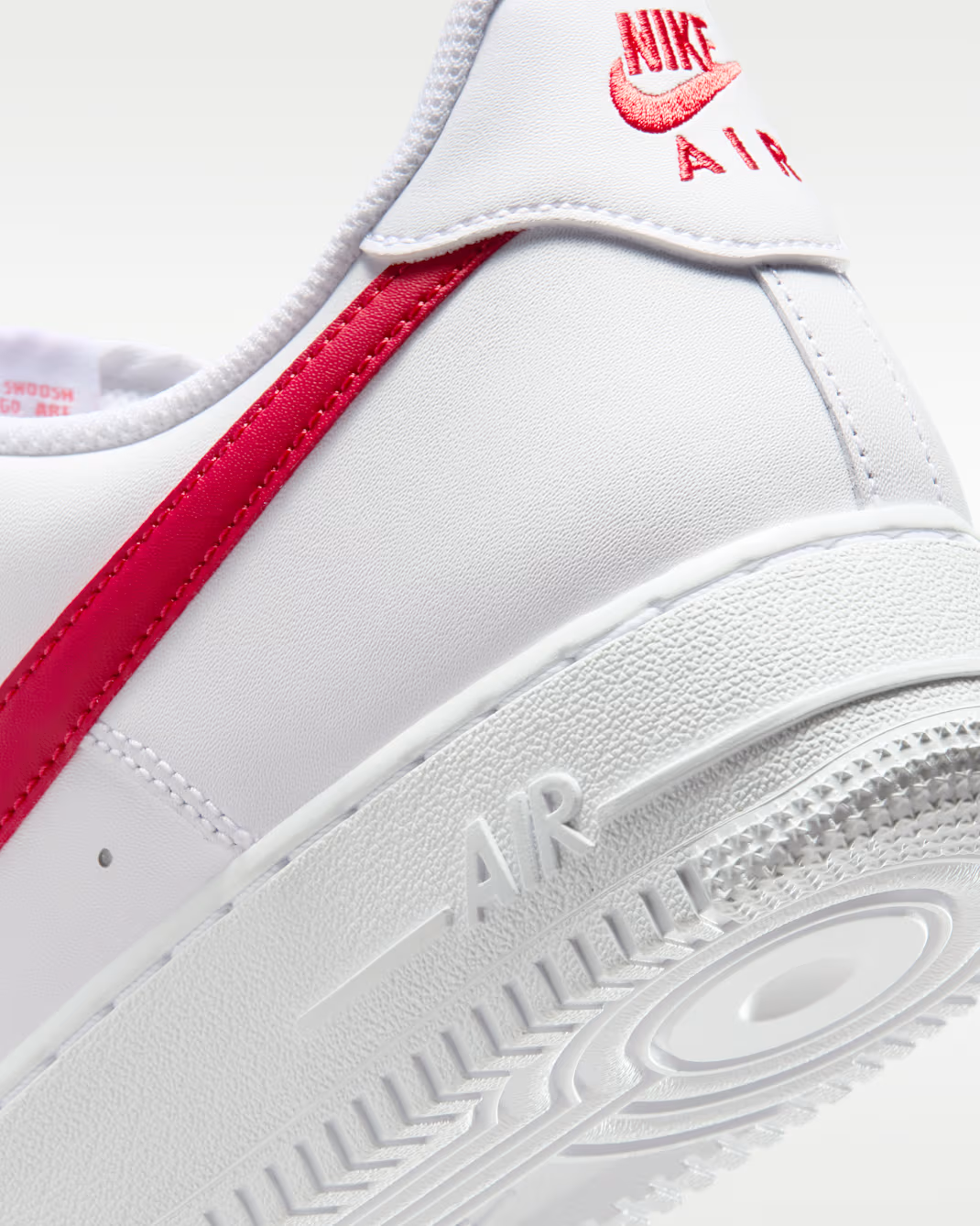 FJ4146-133 Nike Air Force 1 '07 "White/University Red" (Men's)
