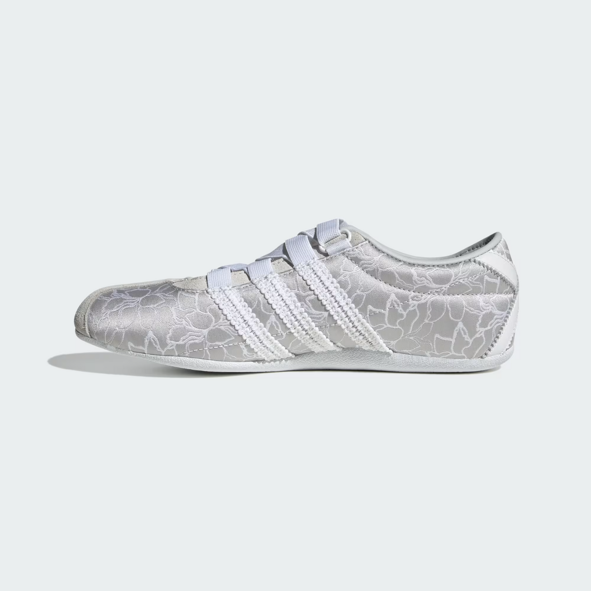 KK2441 adidas Tokyo MJ (Women's)