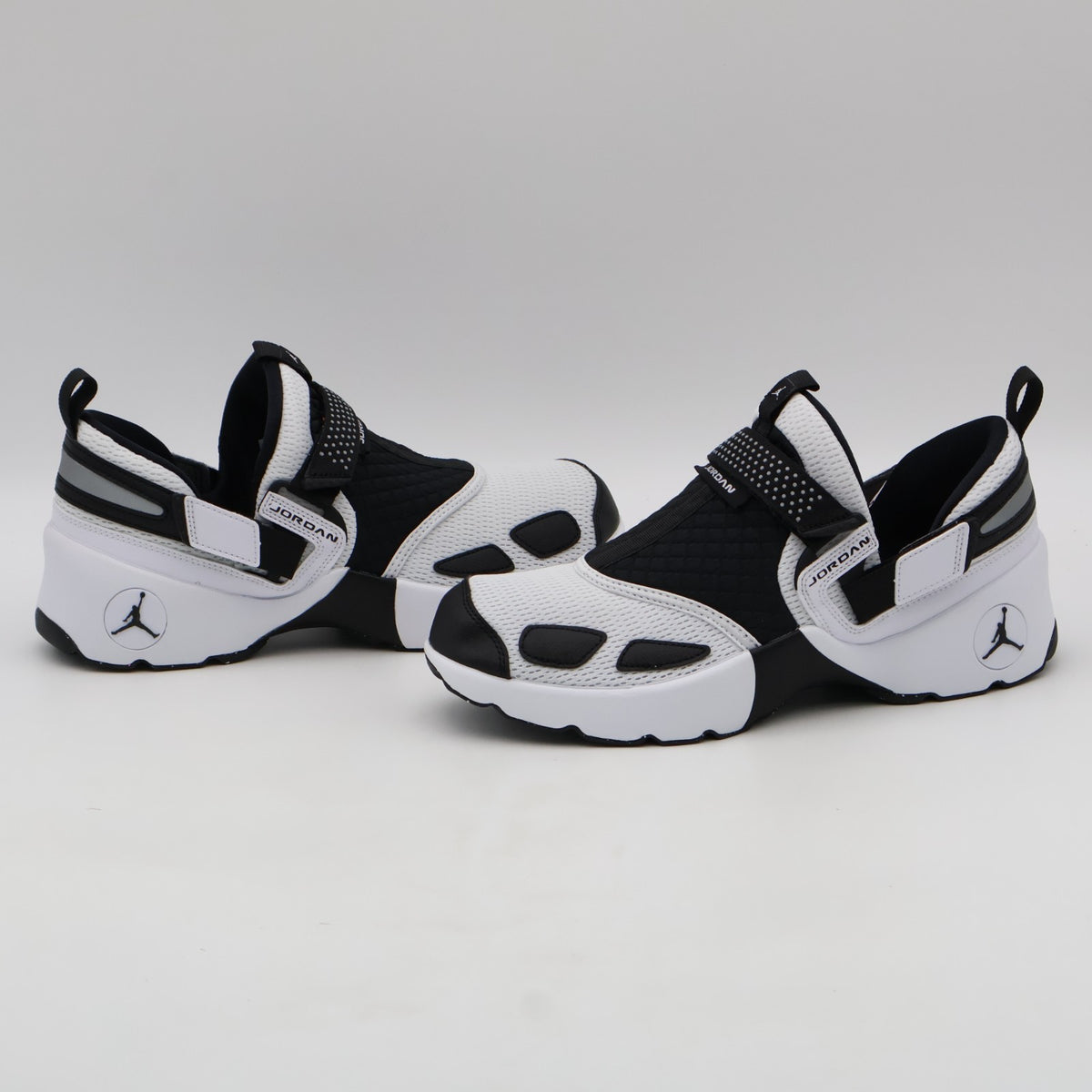 HQ2164-100 Nike Jordan Trunner LX White Reflective Silver Black (Women's)