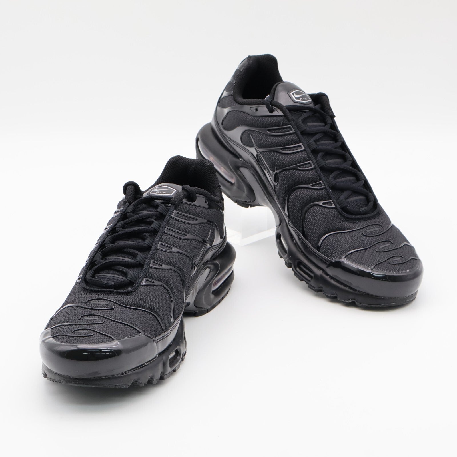 604133-050 Nike Air Max Plus Triple Black (Men's)