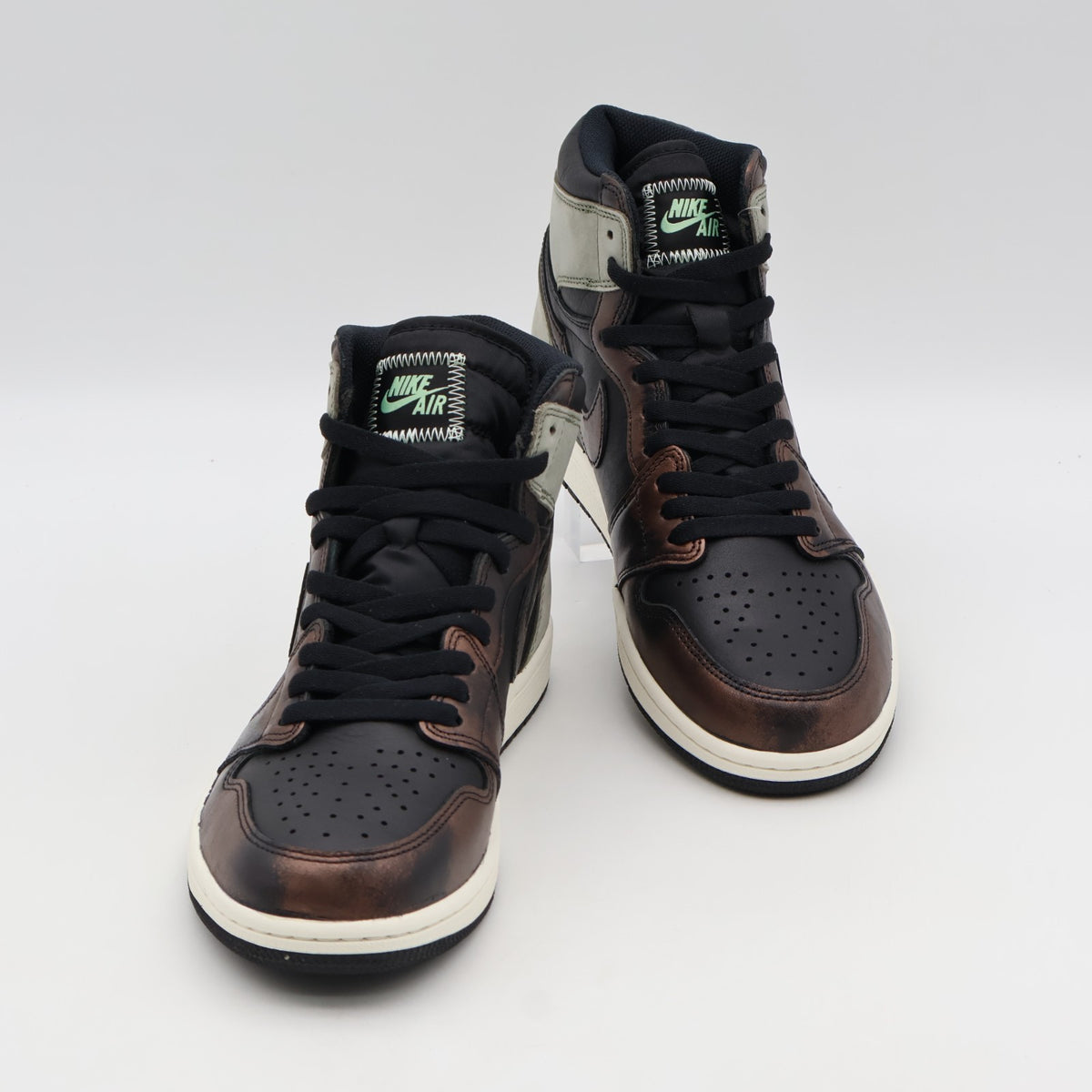 555088-033 Nike Air Jordan 1 High OG Rust Shadow (Men's)