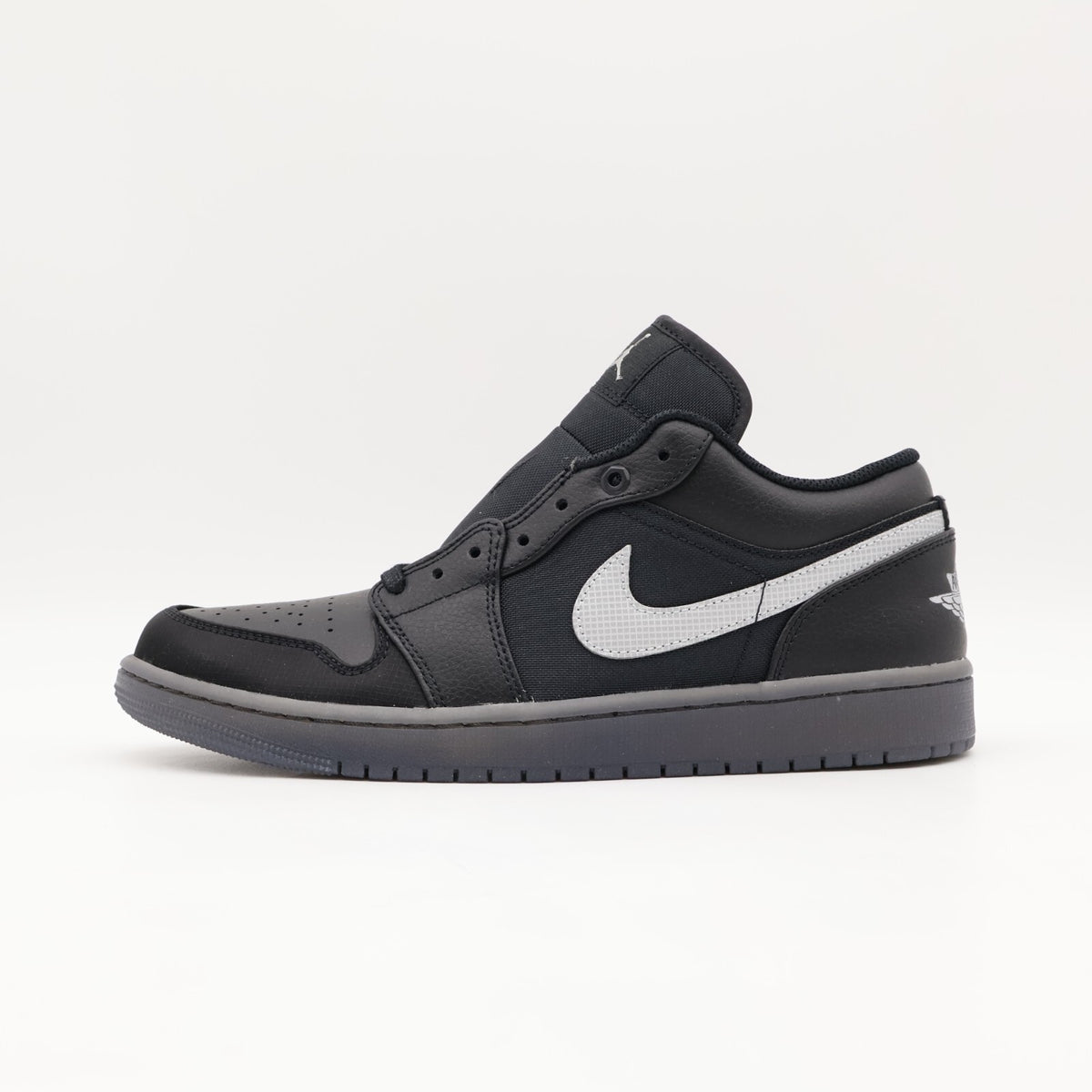 HV5968-001 Nike Air Jordan 1 Low Dark Gum Soles (Men's)