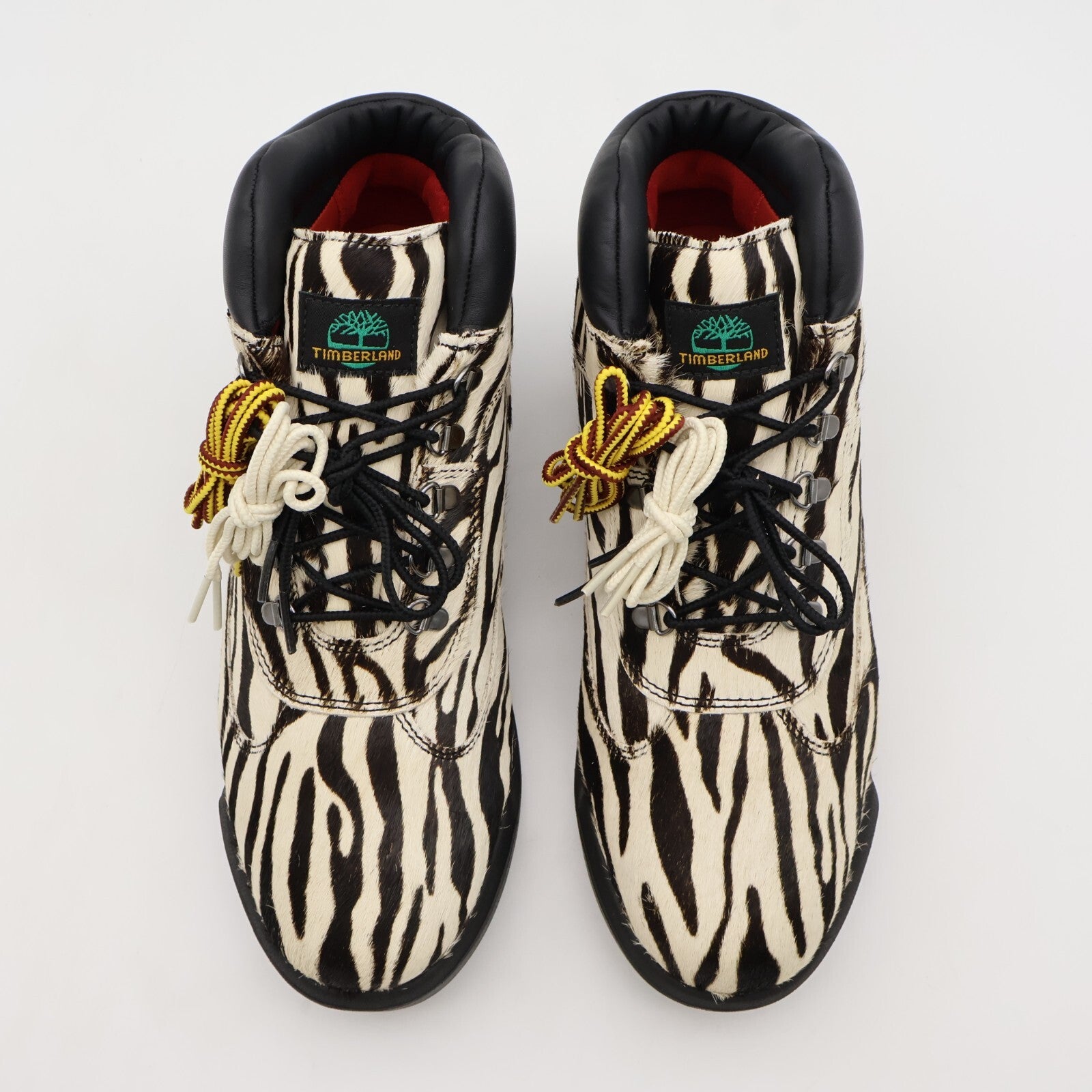 TB0A6EUNEMZ Supreme Timberland Field Boot Zebra FW24 Week13 (Men's)