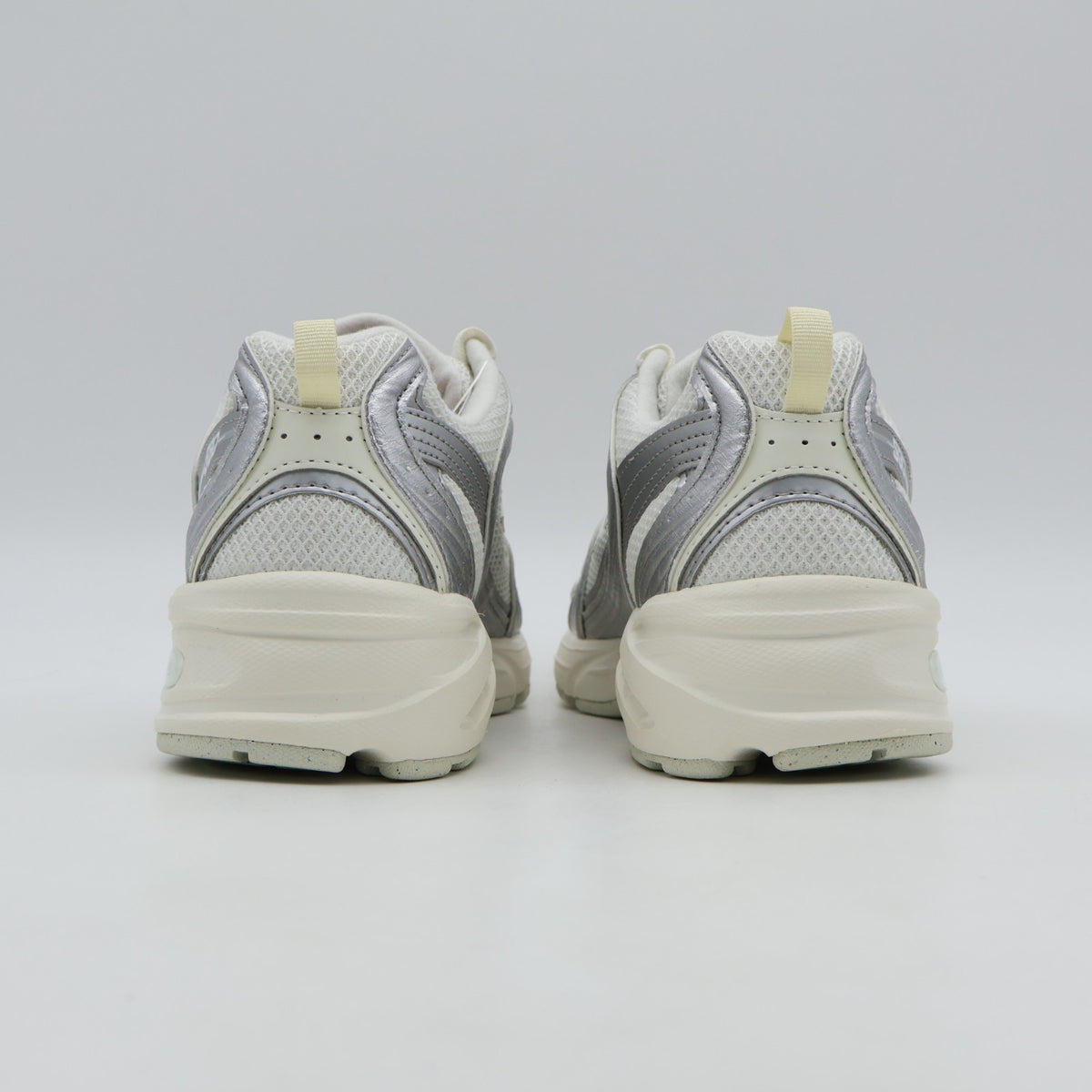 U5303IR New Balance 530 Silver Metallic (Men's)