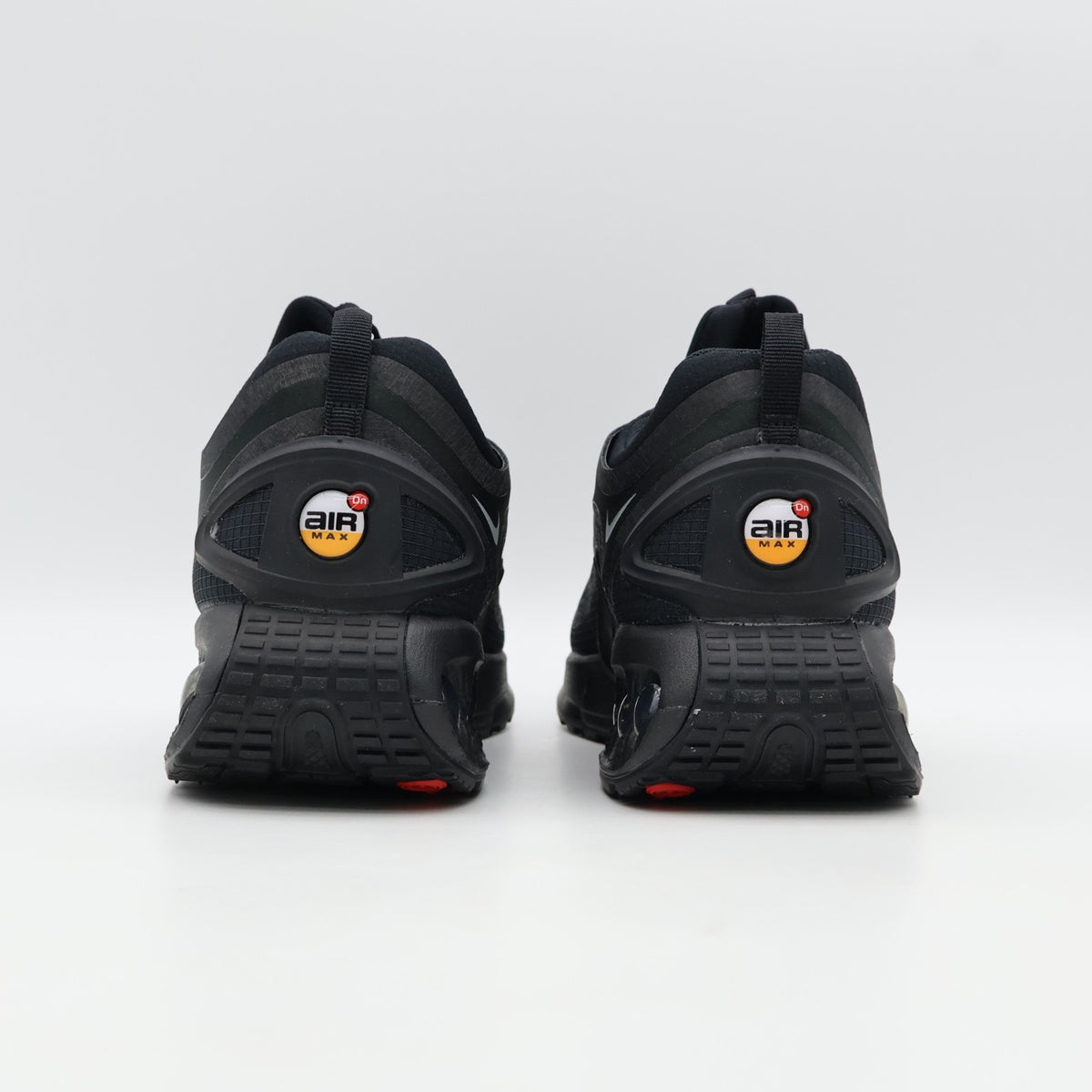 HQ8605-001 Nike Air Max DN Roam Triple Black Metallic Silver (Men's)