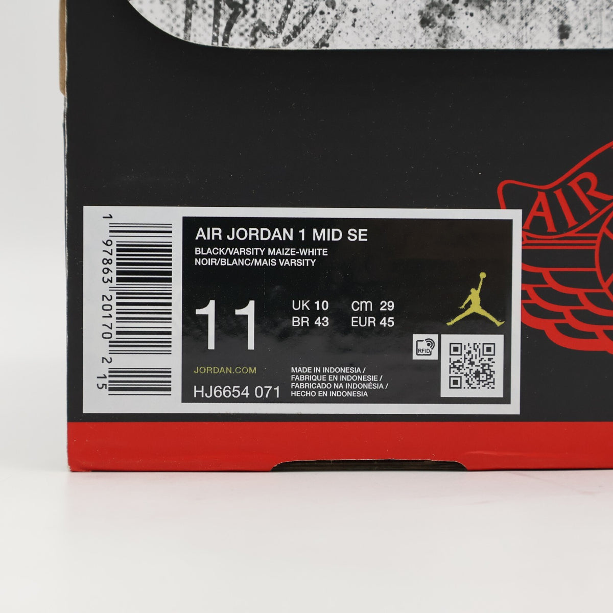 HJ6654-071 Nike Air Jordan Mid Black Varsity Yellow (Men's)