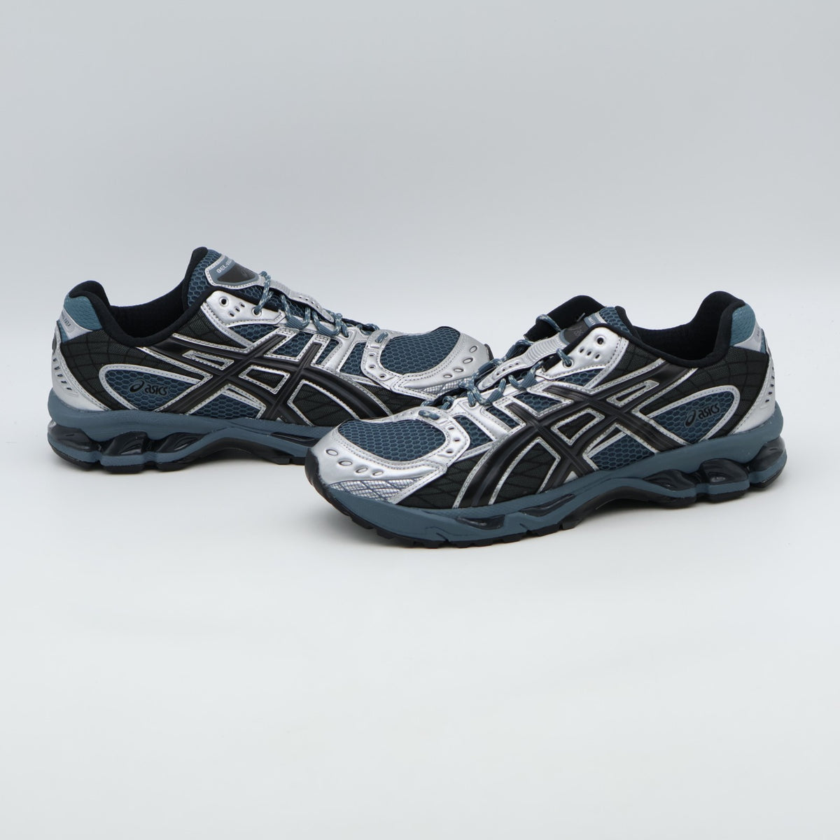 1203A543-021 Asics Gel-Nimbus 10.1 Ironclad Graphite Grey (Men's)