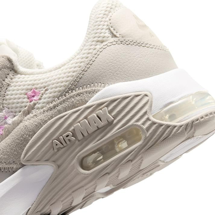 WIV5372 Nike W Air Max Excee SE (Women's)