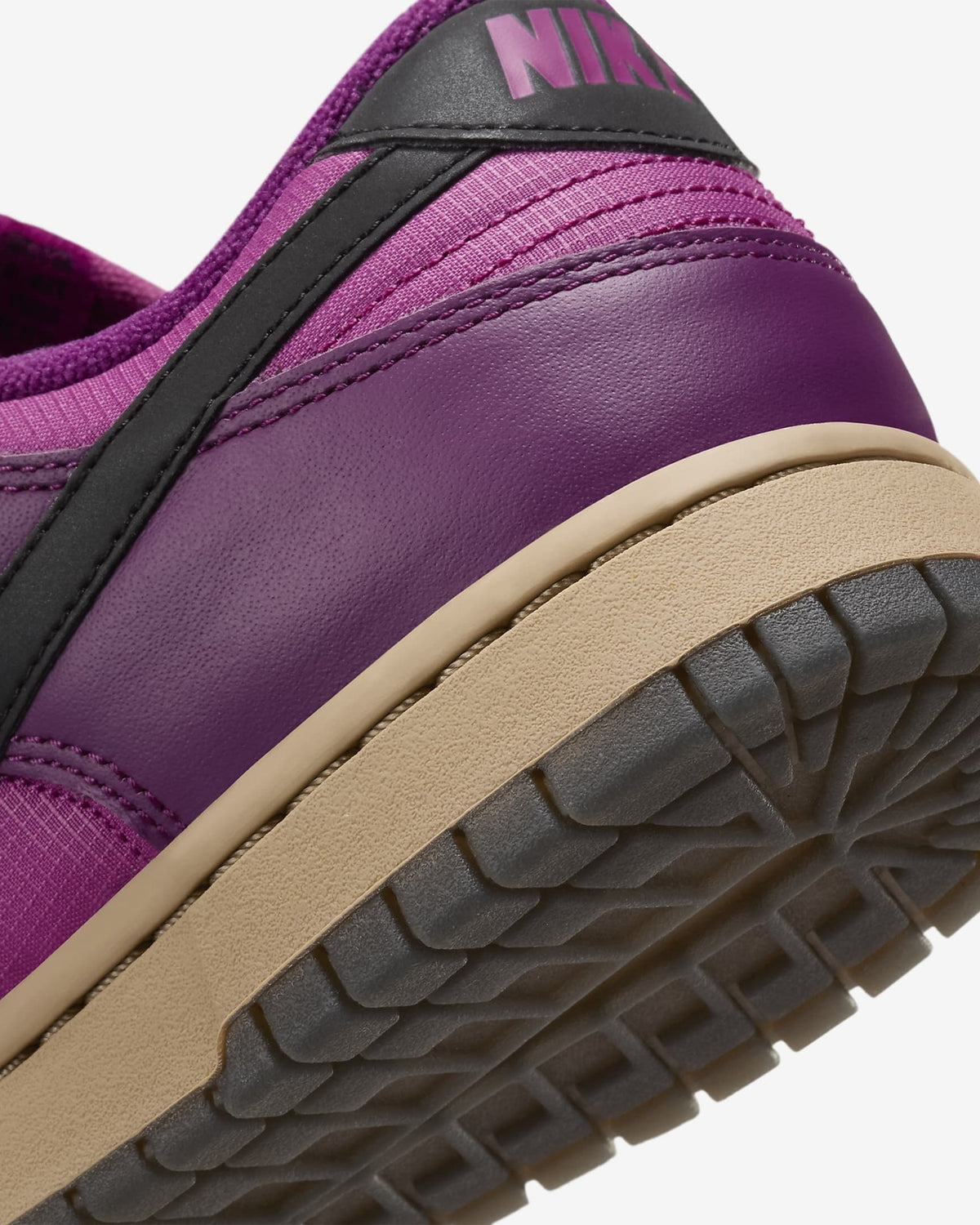 FZ2552-500 Nike Dunk Low Viotech Hot Fuchsia Khaki Black (Women's)
