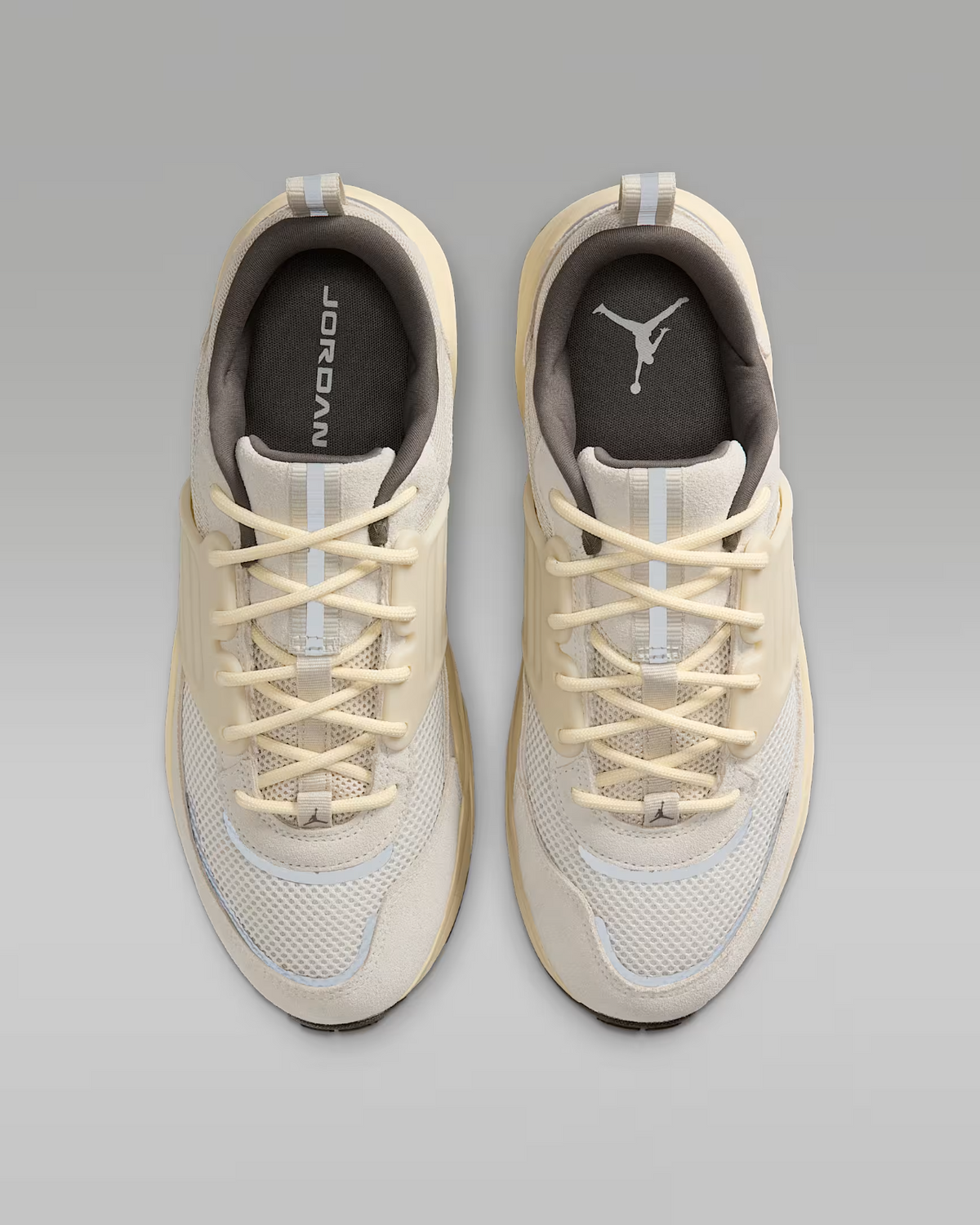 IB3722-101 Nike Jordan Trunner O/S Light Orewood Brown (Men's)