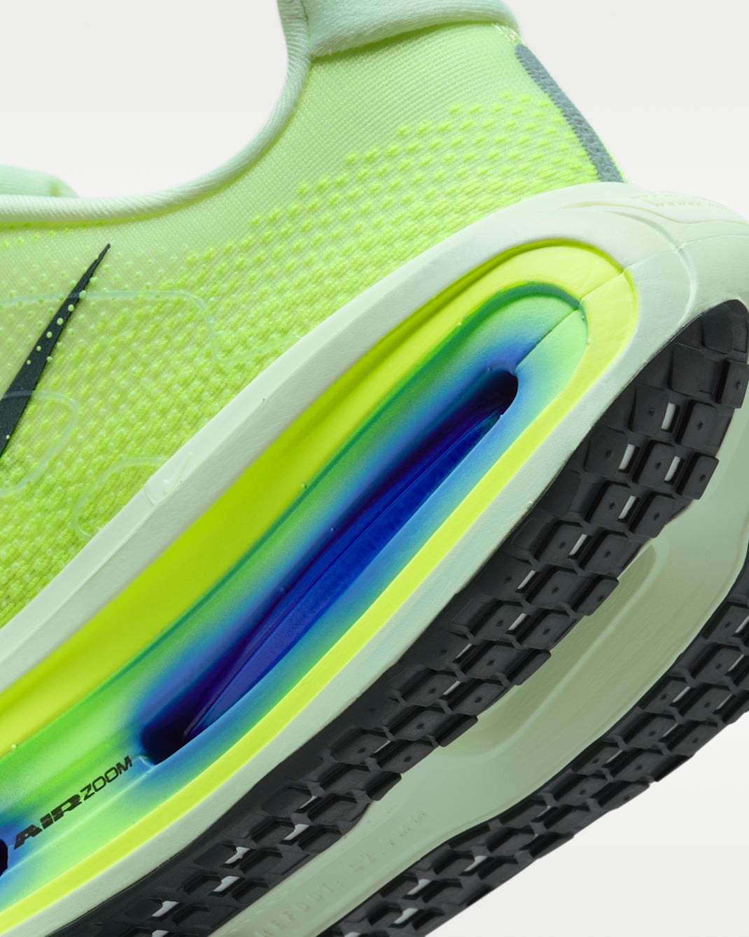 HQ2050-702 Nike Zoom Vomero PRM Volt (Men's)
