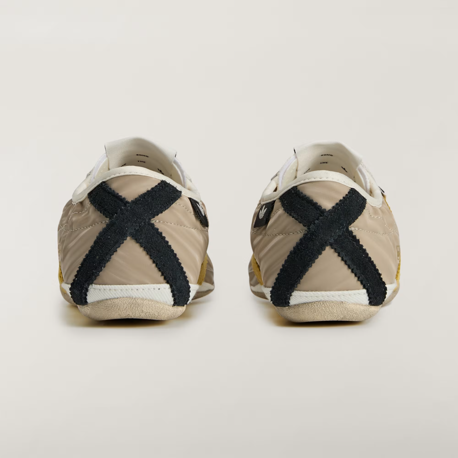 KJ4401 Song For The Mute adidass Tokyo Off White (Women's)