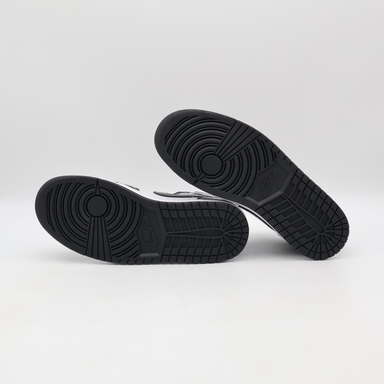 DD1649-001 Nike Air Jordan 1 Mid SE All-Star Carbon Fiber Black White Panda