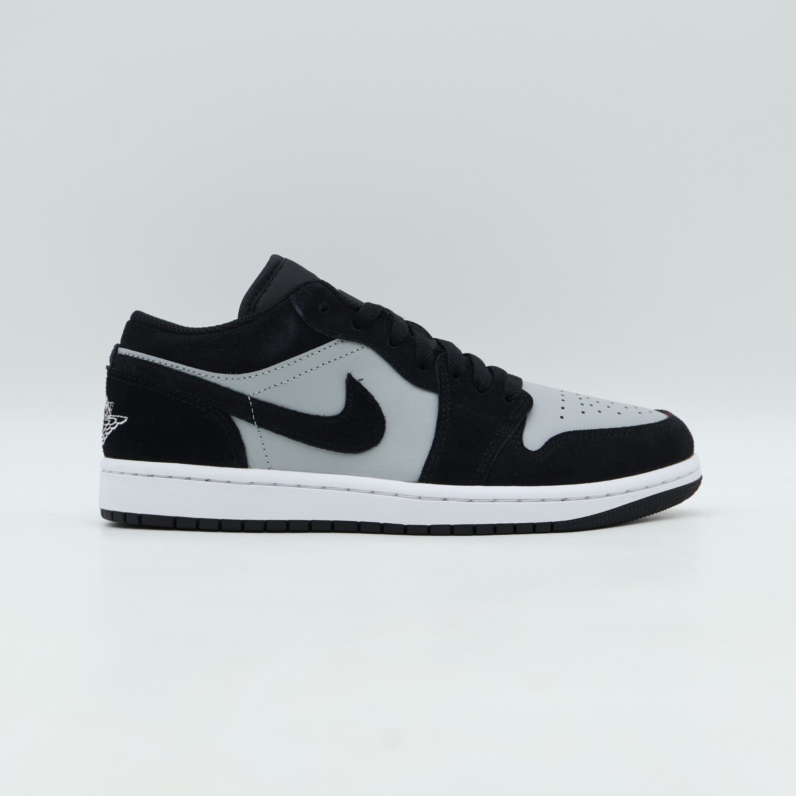 553558-048 Nike Air Jordan 1 Low "Black/Light Smoke Grey/White" (Men's)