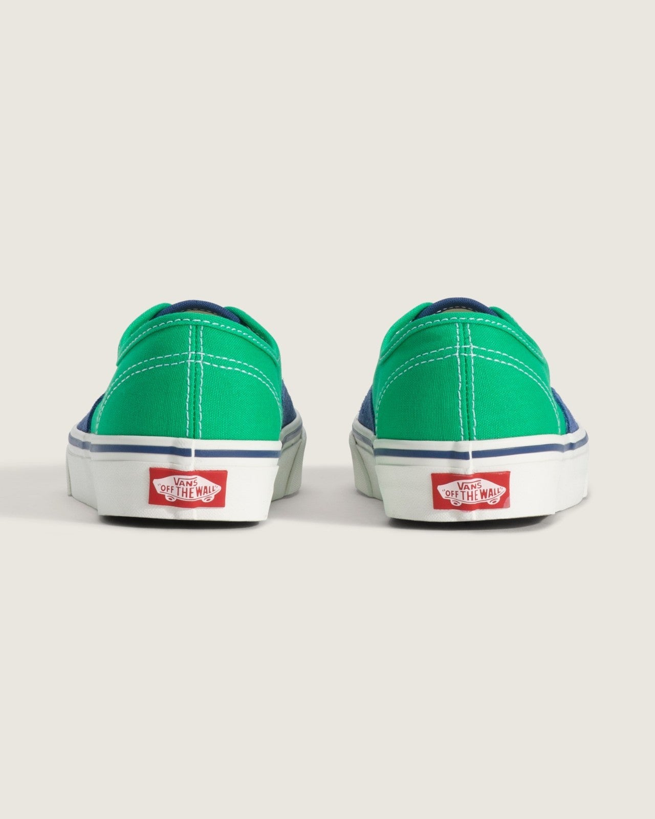 VN000EHHNVY Vans Authentic "Navy"