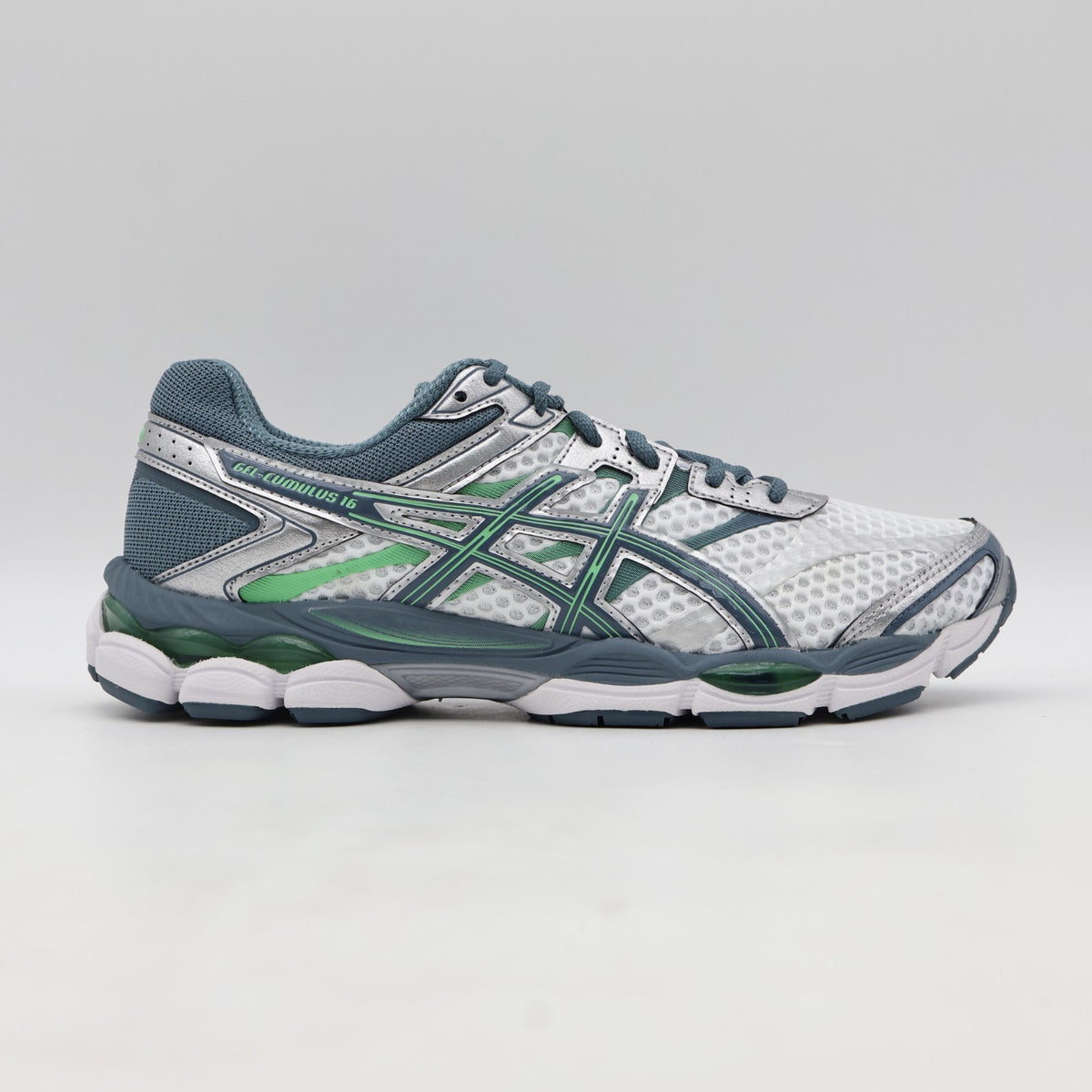 1203a733-100 Asics Gel-Cumulus 16 White Ironclad (Men's)