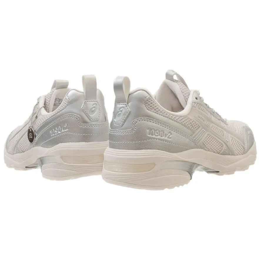 1203A518-100 SNIDEL Ã Asics GEL-1090V2 "Silver" (Men's)