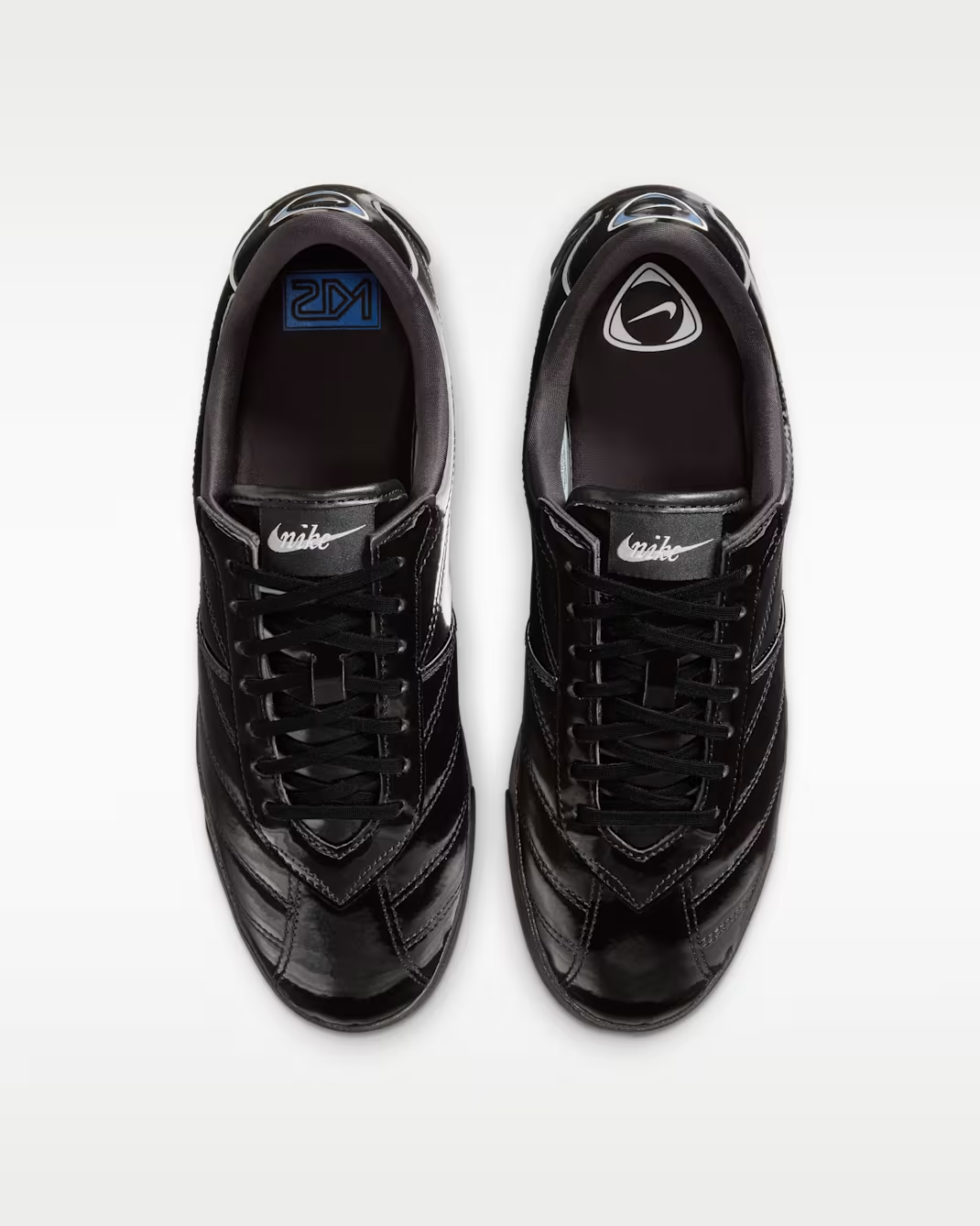 IR5902-010 Nike Astro Grabber "Black"