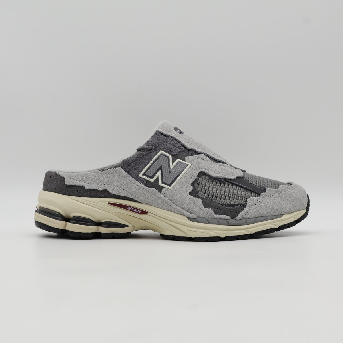 M2002NA New Balance 2002R Mule Protection Pack Rain Cloud (Men's)