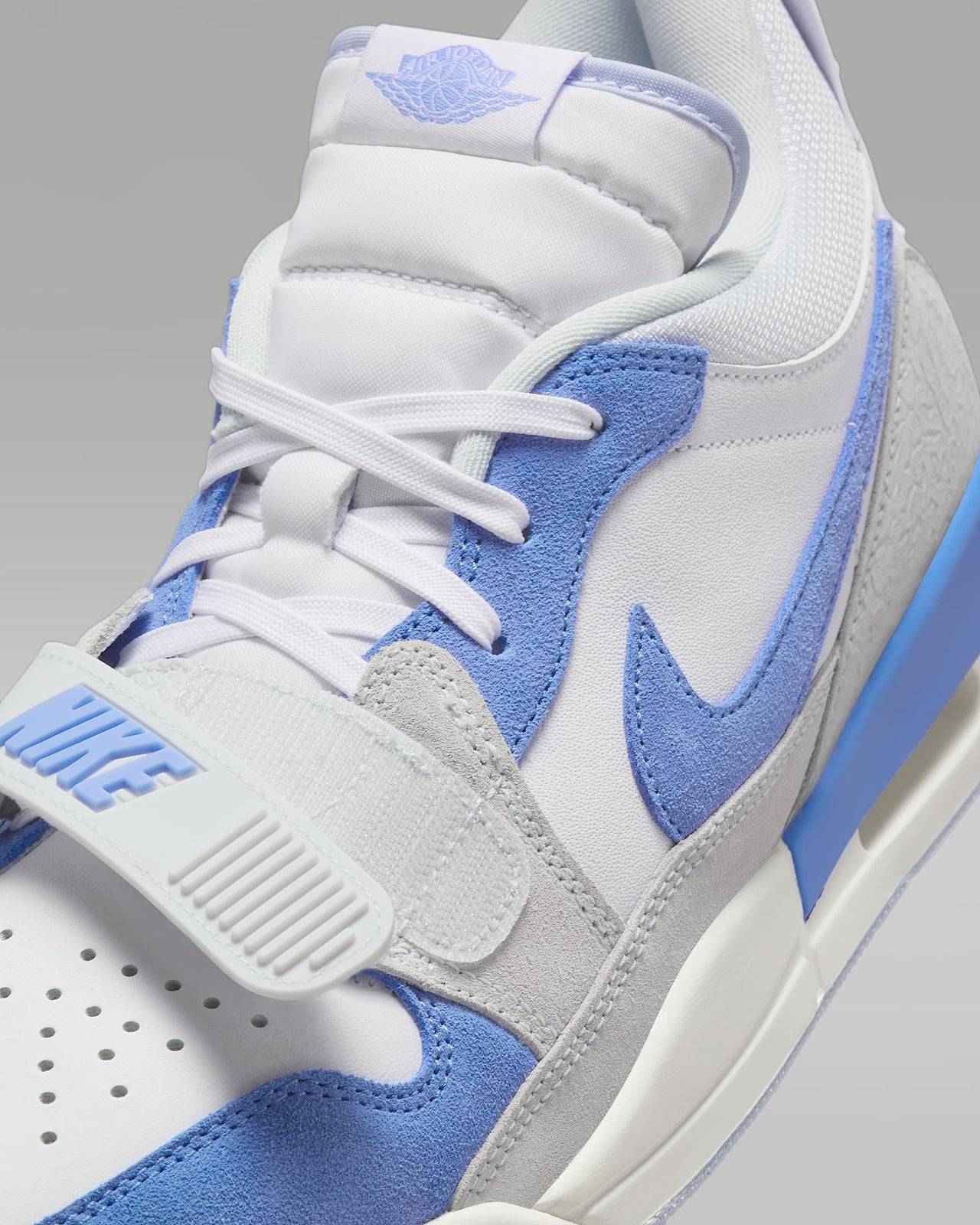 CD7069-141 Nike Jordan Legacy 312 Low Lucky Shorts (Men's)