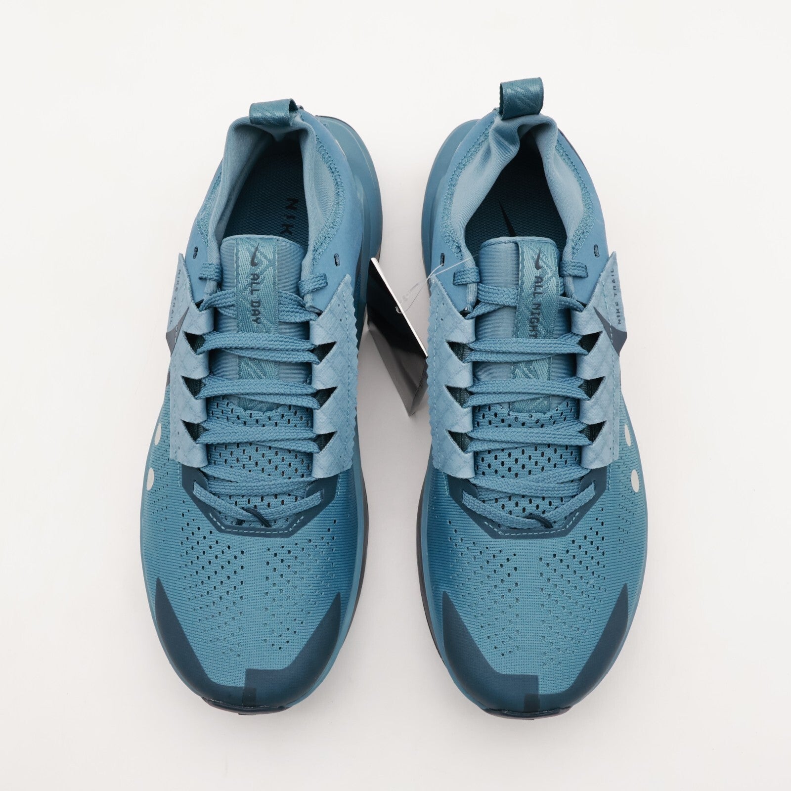 FD5190-006 Nike Zegama Trail 2 Smokey Blue Metallic Platinum Armory Navy (Men's)