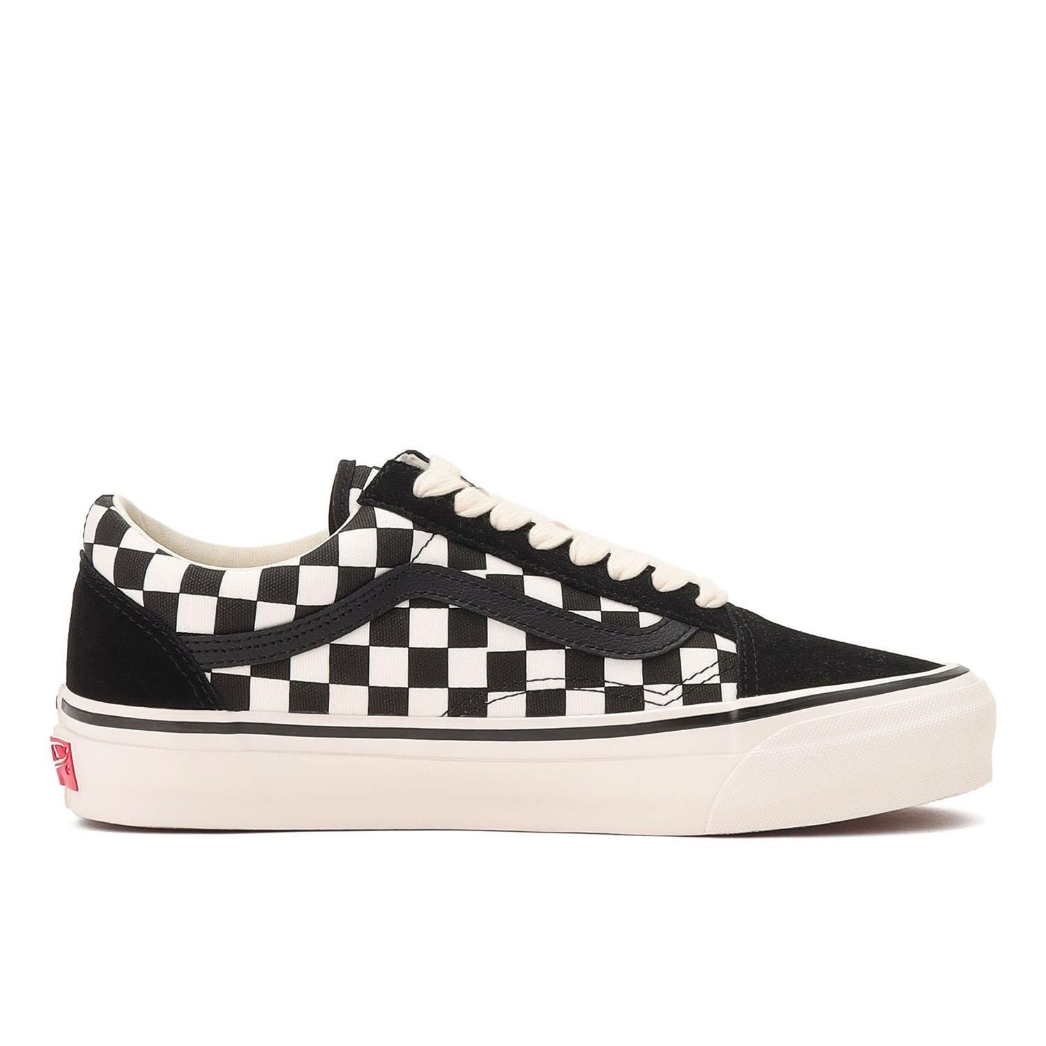 VN000D56BZW Vans Premium Old Skool Checkerboard Black White (Men's)