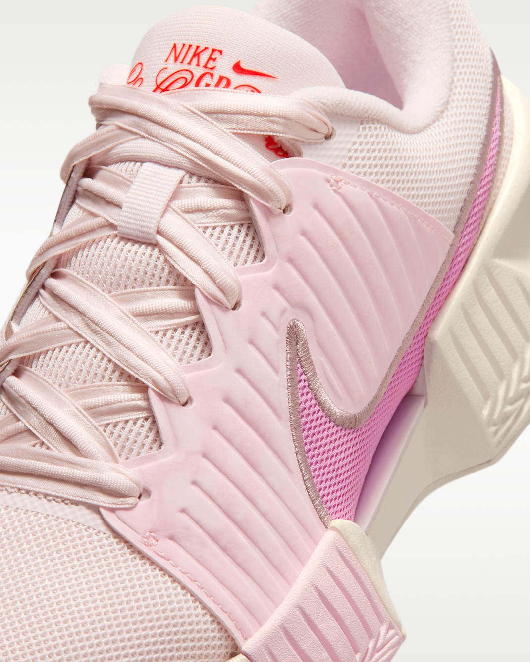 II7102-601 Nike GP Challenge Pro PRM "Pearl Pink/Pink Foam" (Women's)