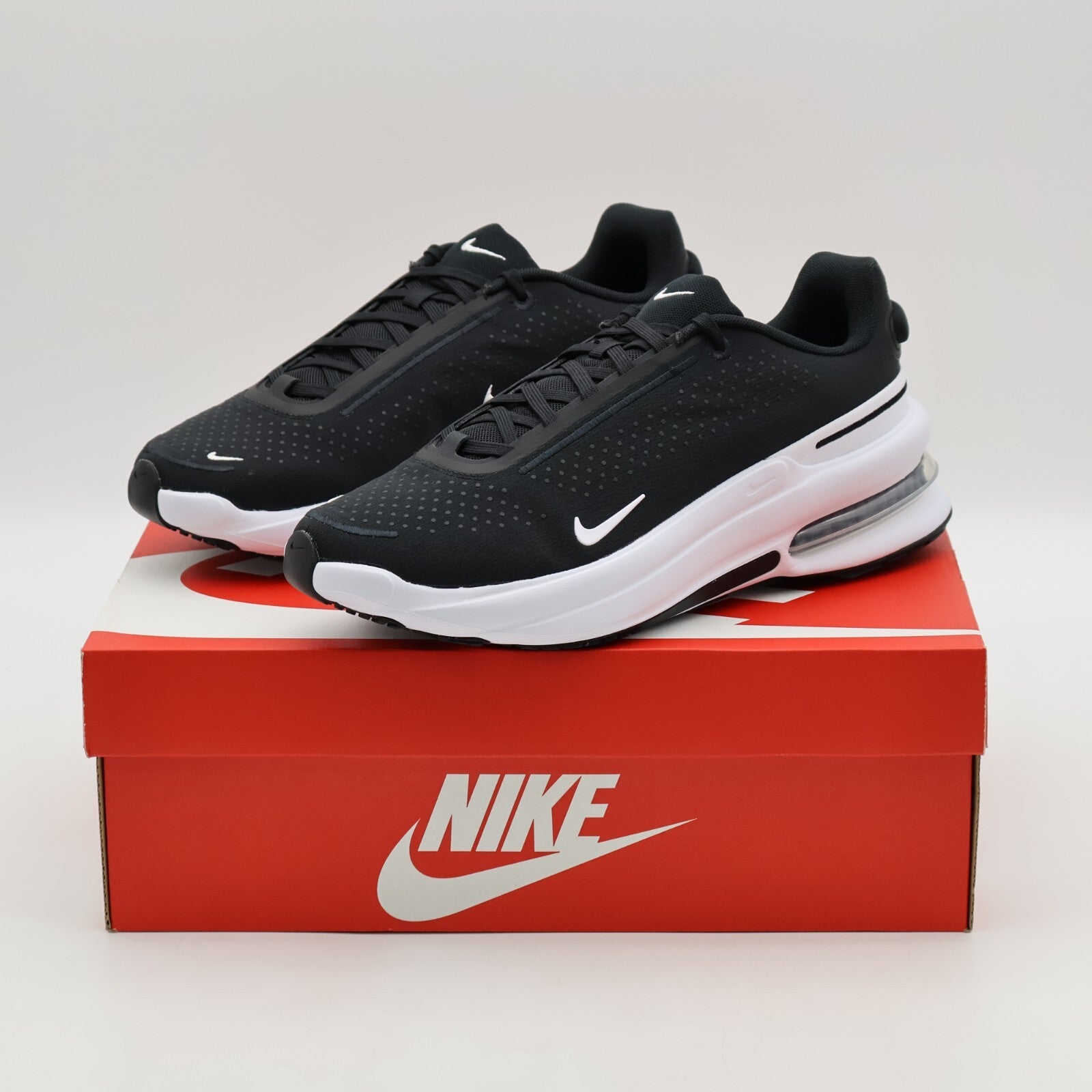 IB2746-004 Nike Air Zoom Upturn SC Shoes (Men's)