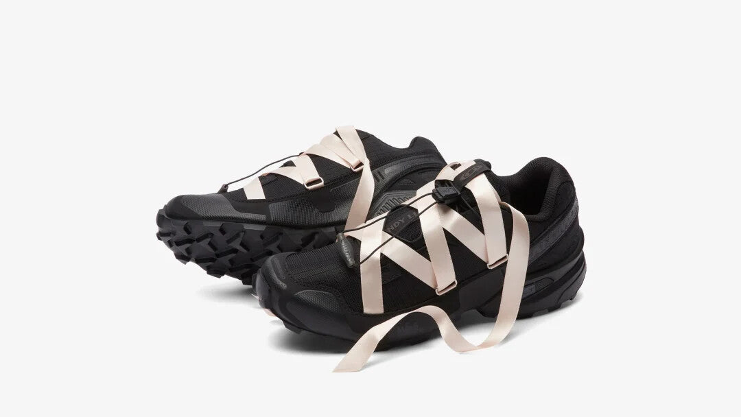 L47619500 Sandy Liang Salomon Speedcross 3 Ribbon Black Cloud Pink (Women's)
