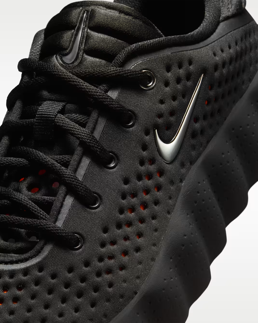 HQ4310-001 Nike Mind 002 Black/Hyper Crimson (Women's)