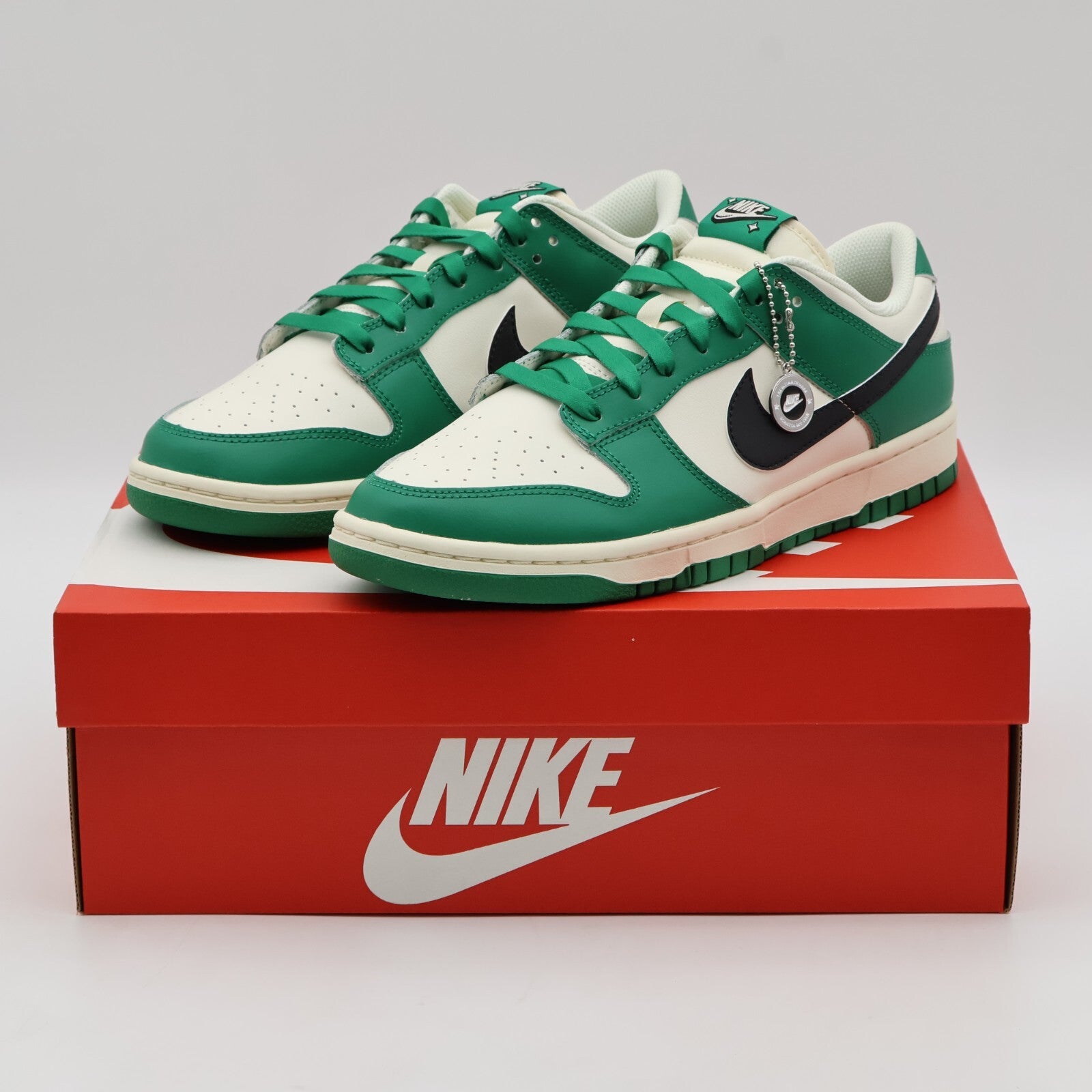 DR9654-100 Nike Dunk Low SE Jackpot Lottery Pack Malachite Green Pale Ivory