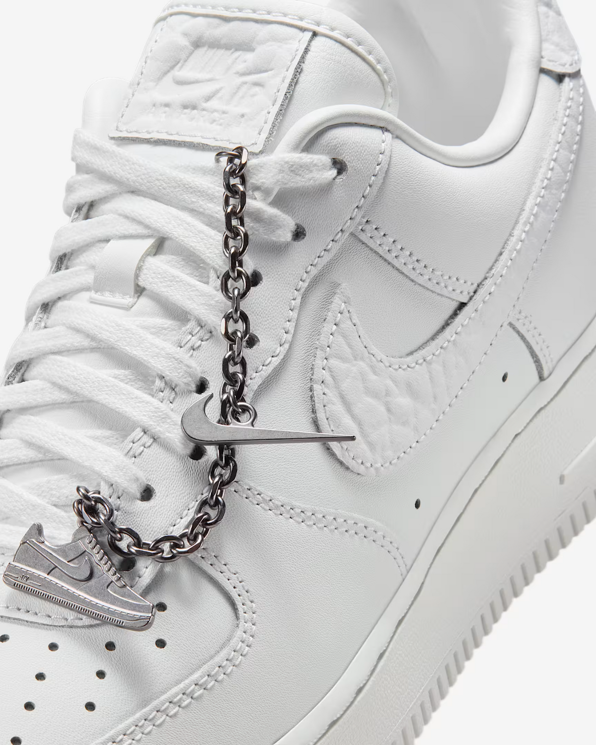 IM6485-121 Nike Air Force 1 Low '07 White (Women's)