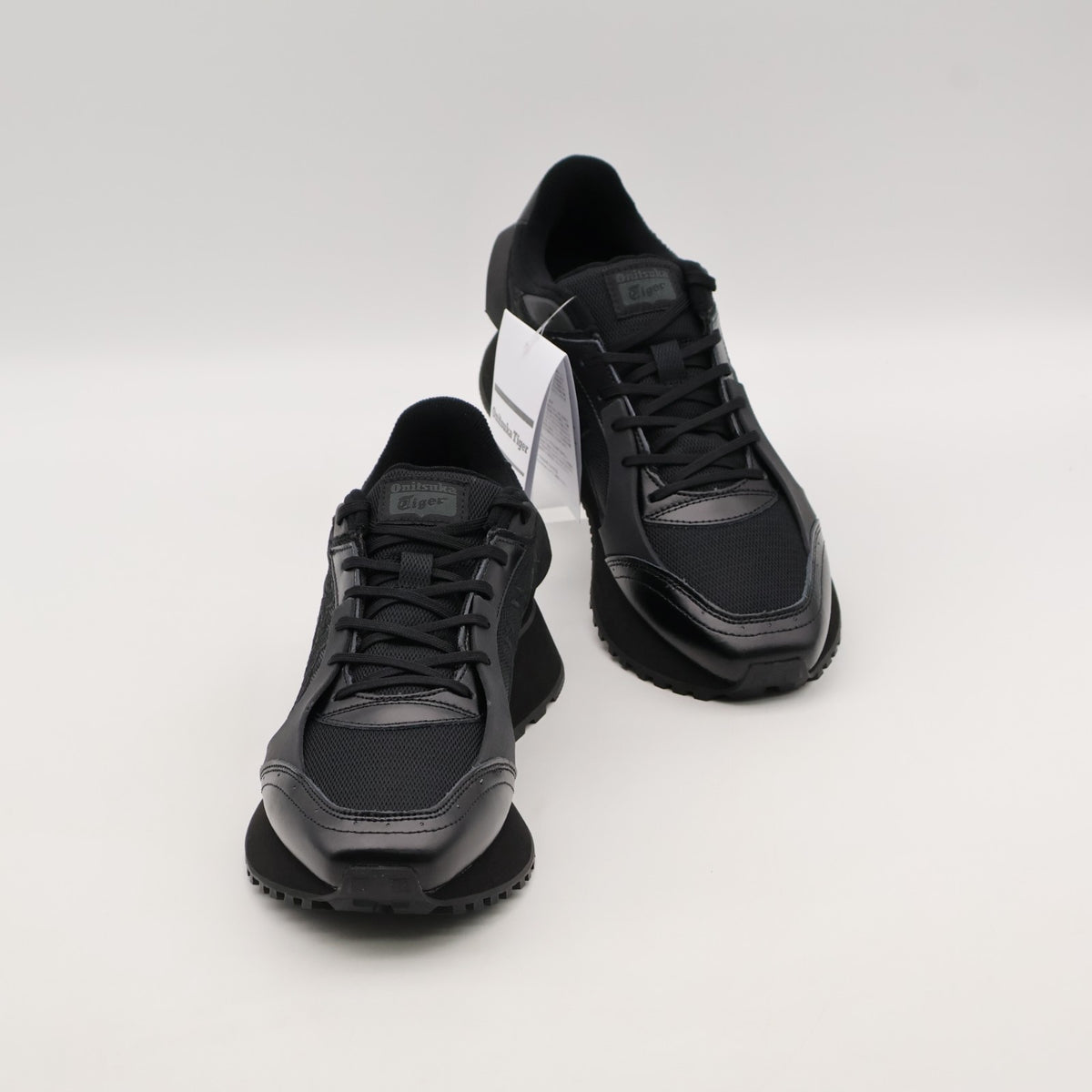 1183C438-001 Onitsuka Tiger MOAGE CO BLACK GRAPHITE GREY (Men's)