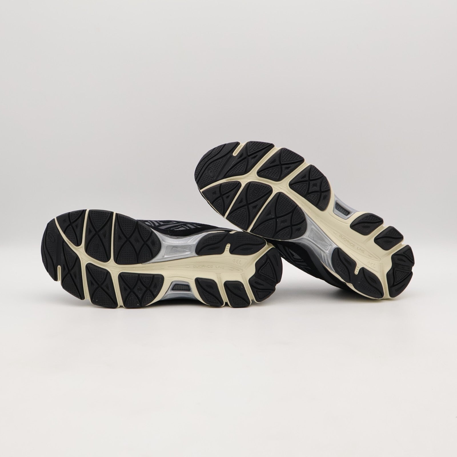 1203A739-001 Asics Gel-NYC Black Black (Men's)