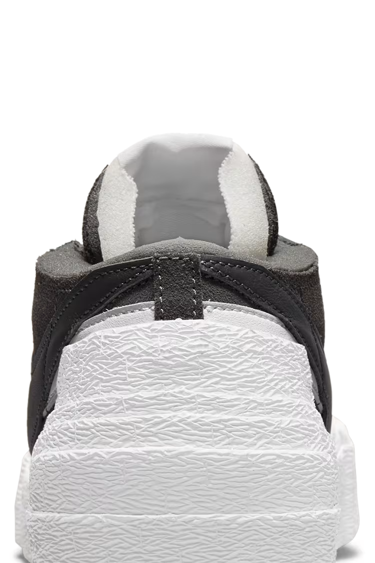 DD1877-002 Sacai Ã Nike Blazer Low "Iron Grey" (Men's)