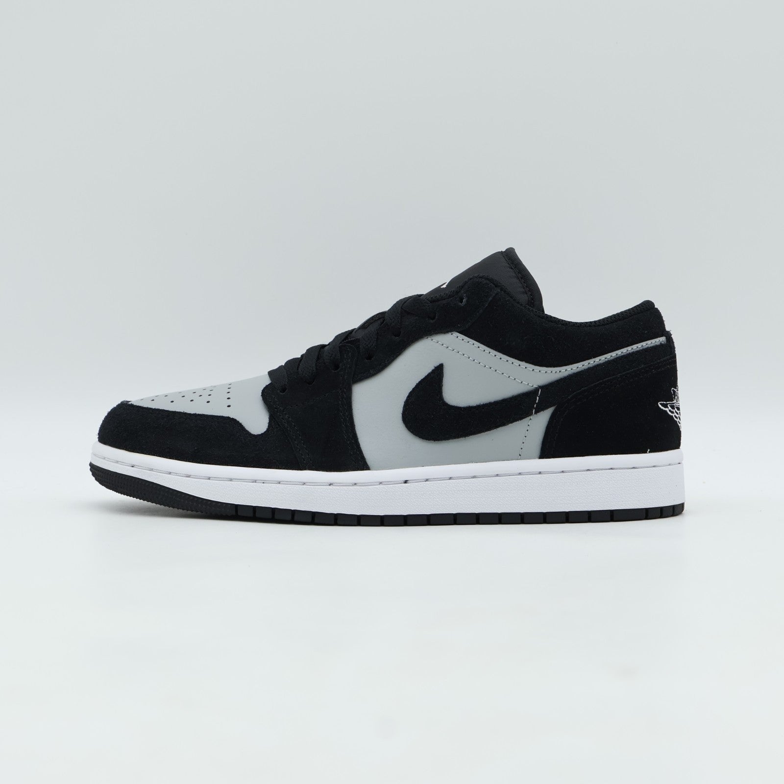 553558-048 Nike Air Jordan 1 Low "Black/Light Smoke Grey/White" (Men's)
