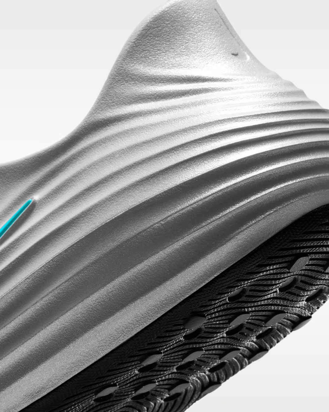 HV5060-006 Nike ReactX Rejuven8 "Metallic Silver/Gamma Blue" (Men's)