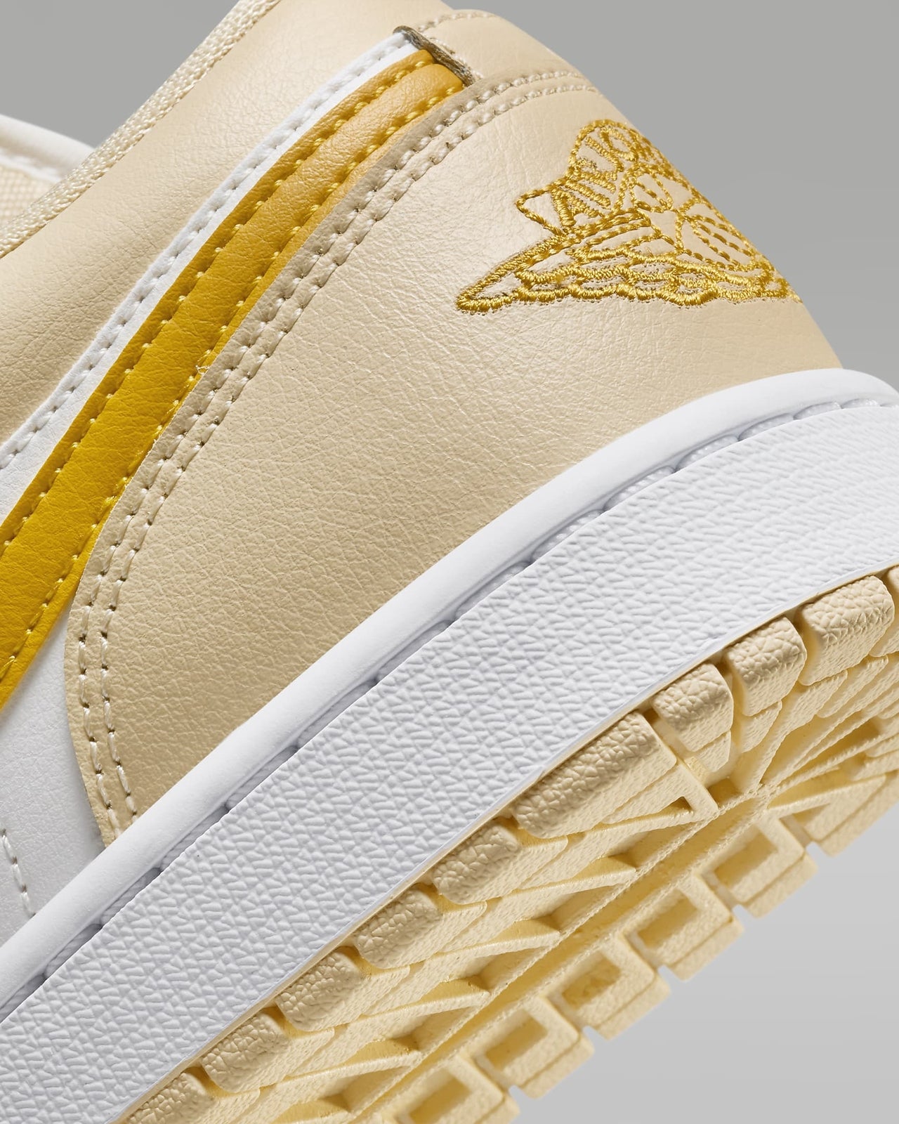 DC0774-170 Nike Air Jordan 1 Low Sail Pale Vanilla White Yellow Ocher (Women's)