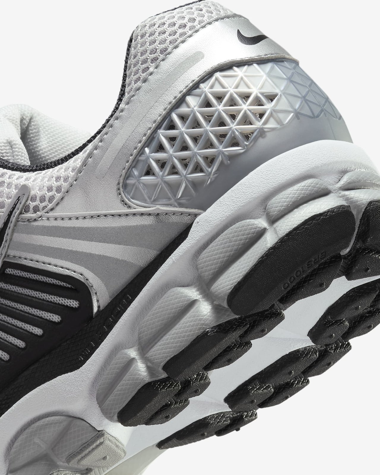 FJ4151-004 Nike Zoom Vomero 5 Metallic Silver Pure Platinum White Black (Men's)